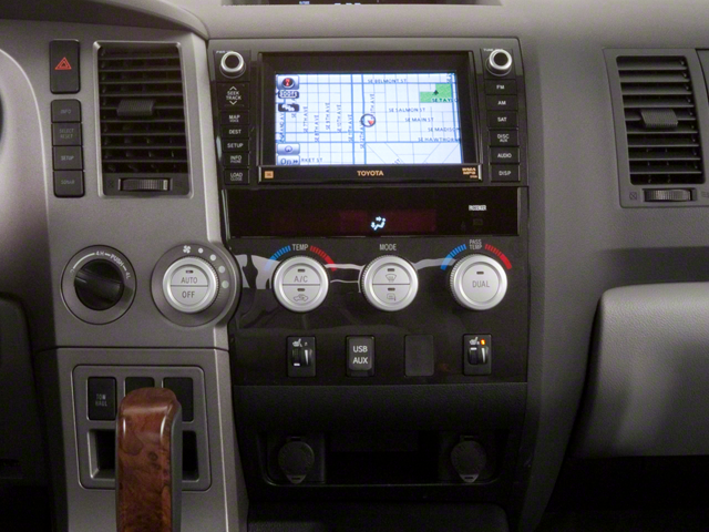 2013 Toyota Tundra 4WD Truck Double Cab 4.6L V8 6-Spd AT (Natl)
