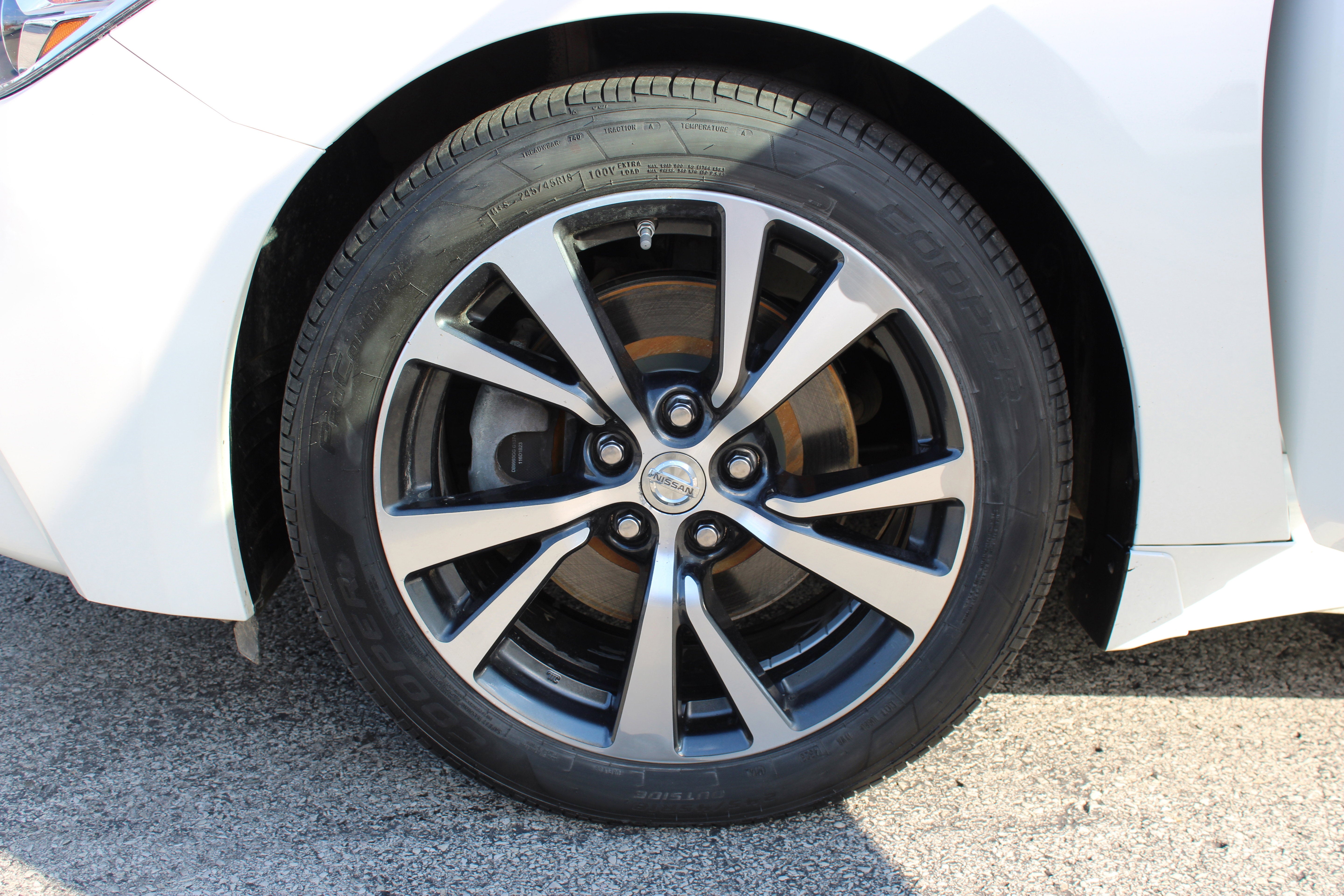 2017 Nissan Maxima SV
