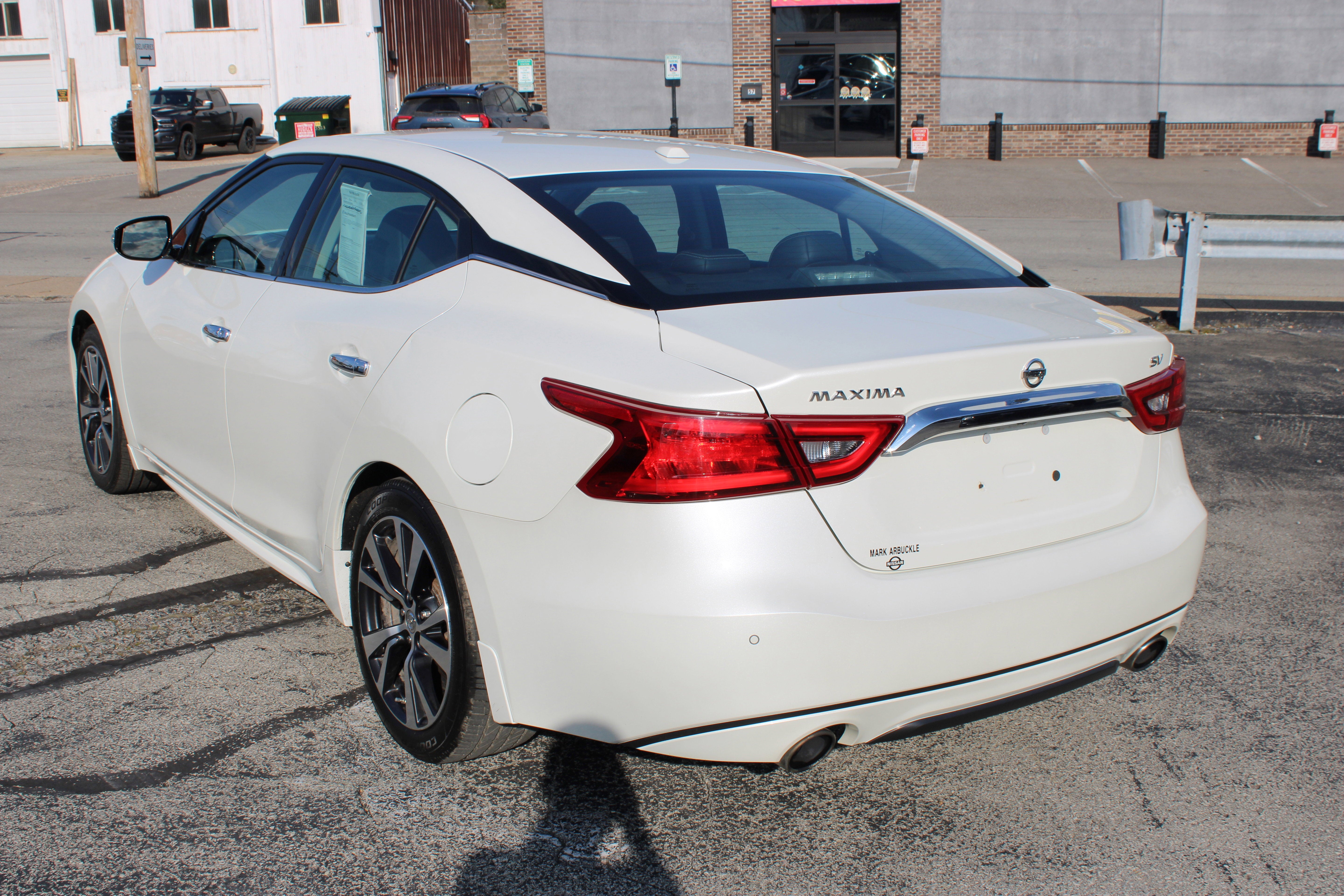 2017 Nissan Maxima SV