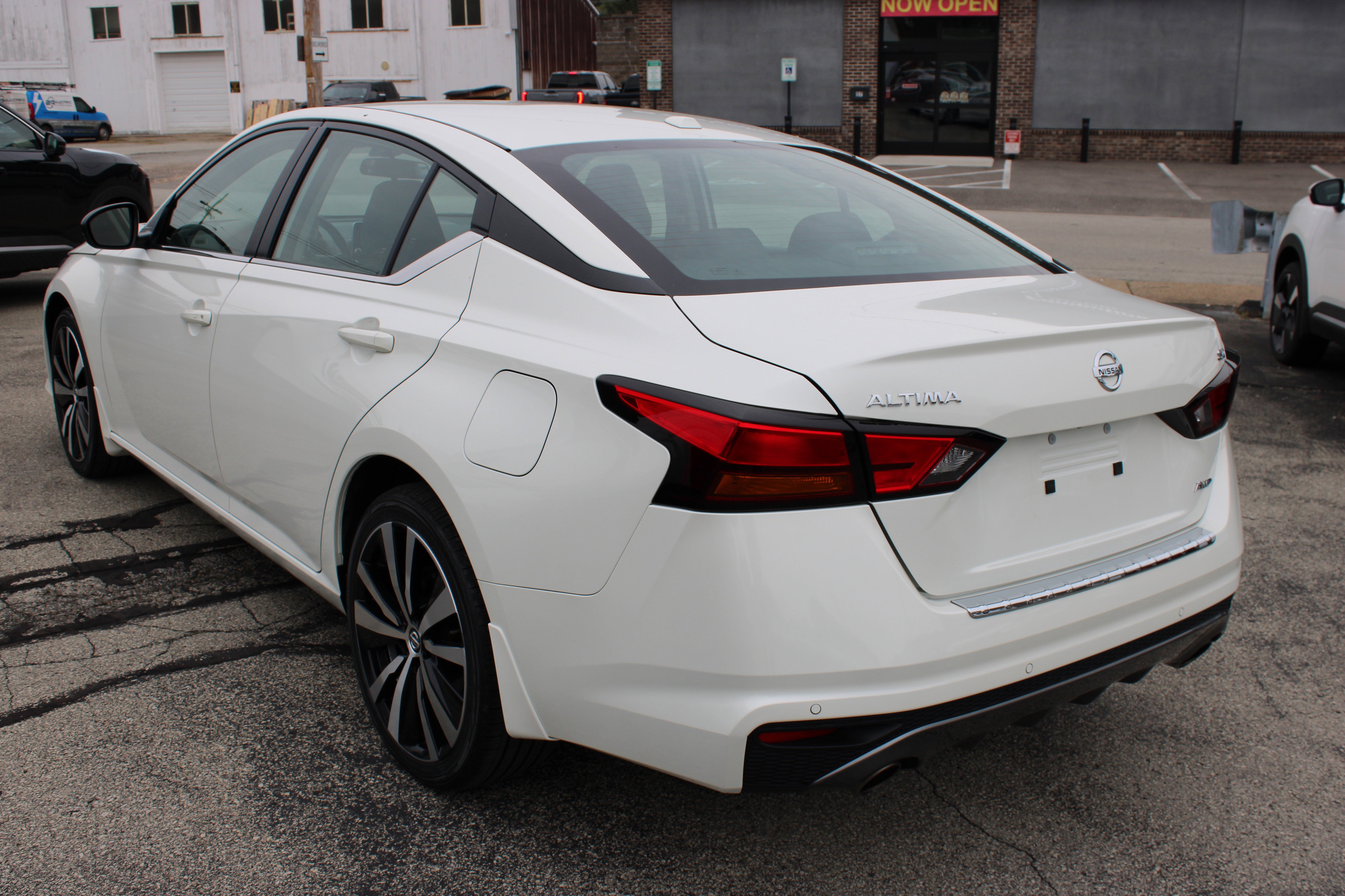 2022 Nissan Altima 2.5 SR