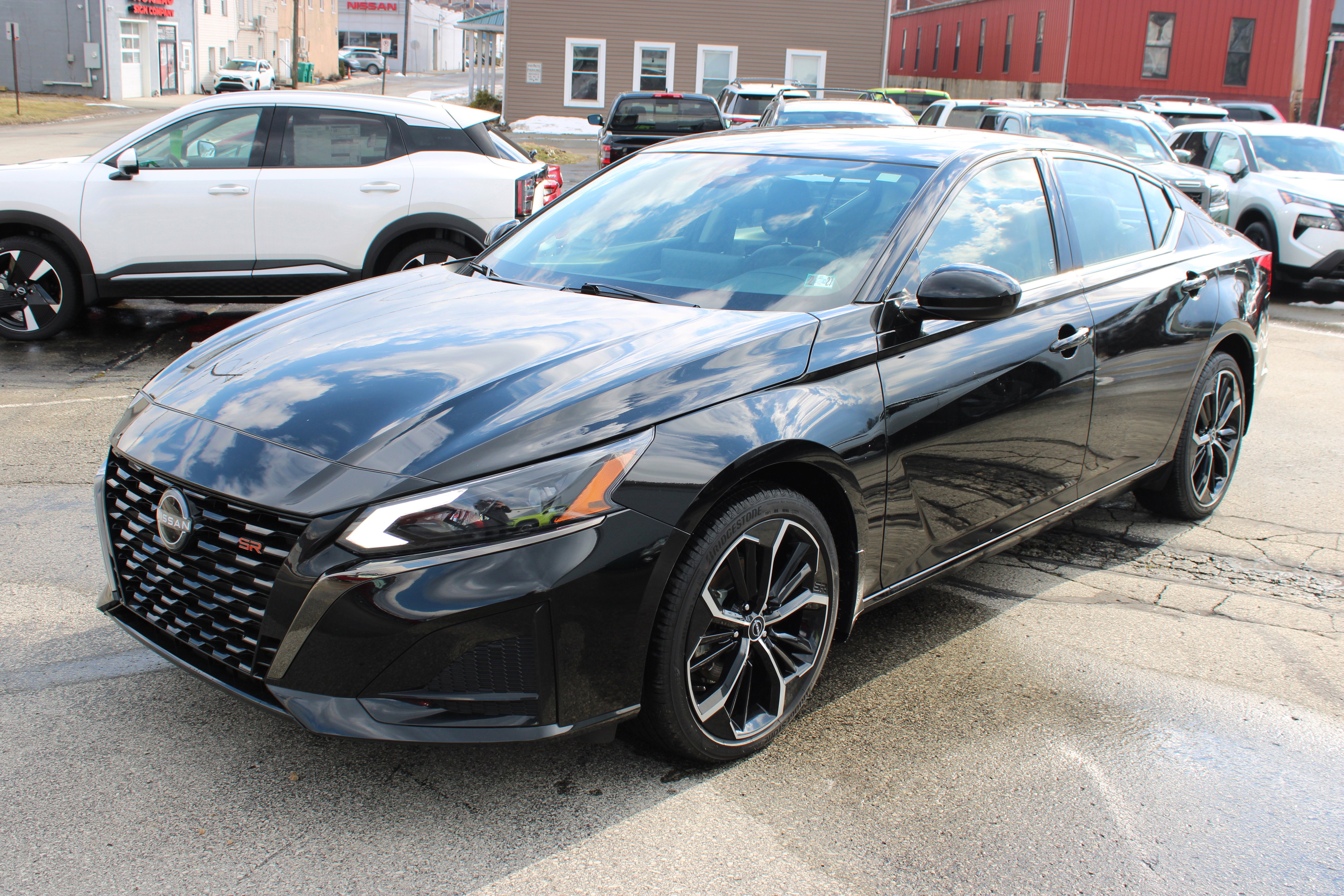 2023 Nissan Altima 2.5 SR