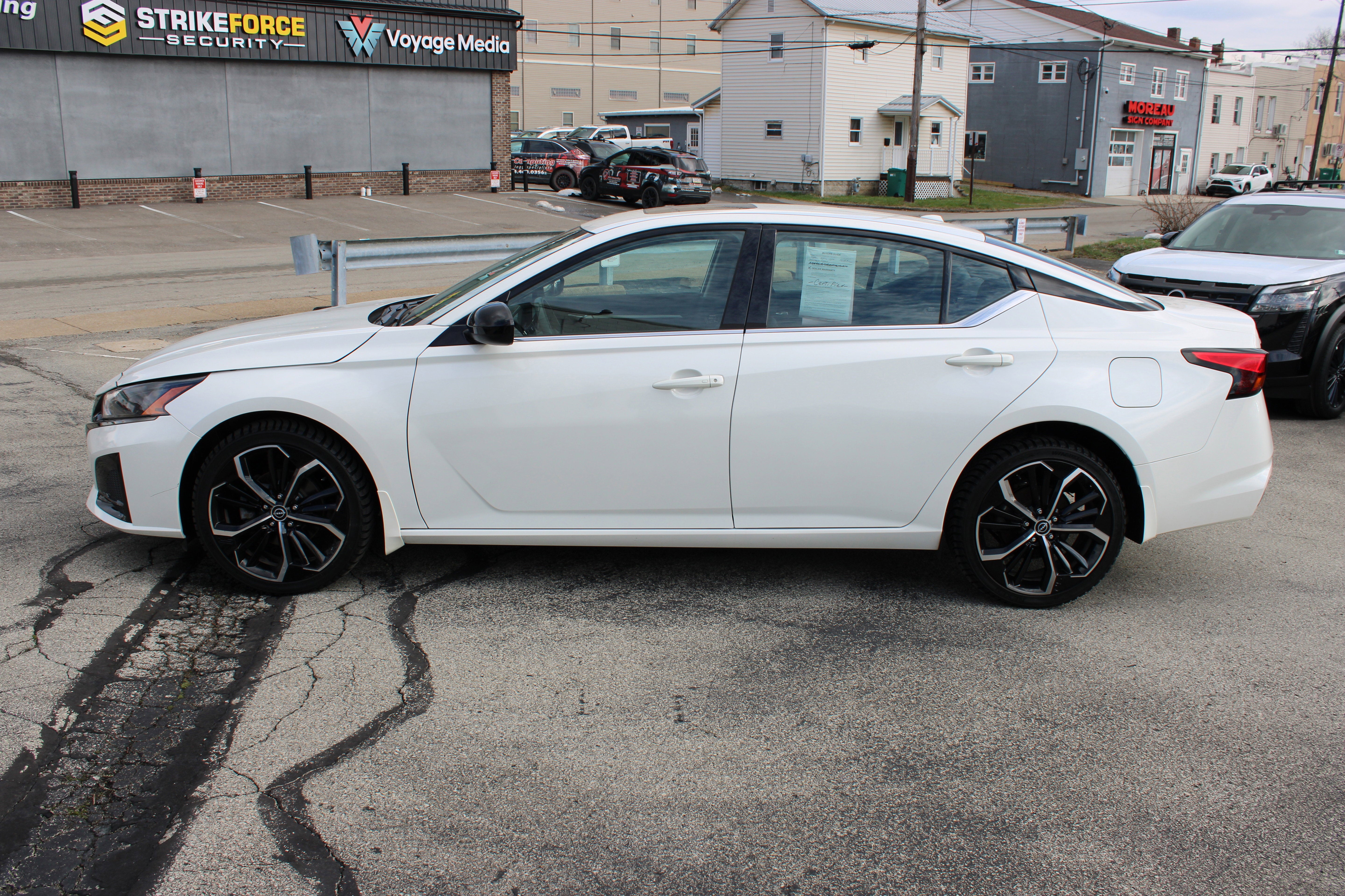 2023 Nissan Altima 2.5 SR