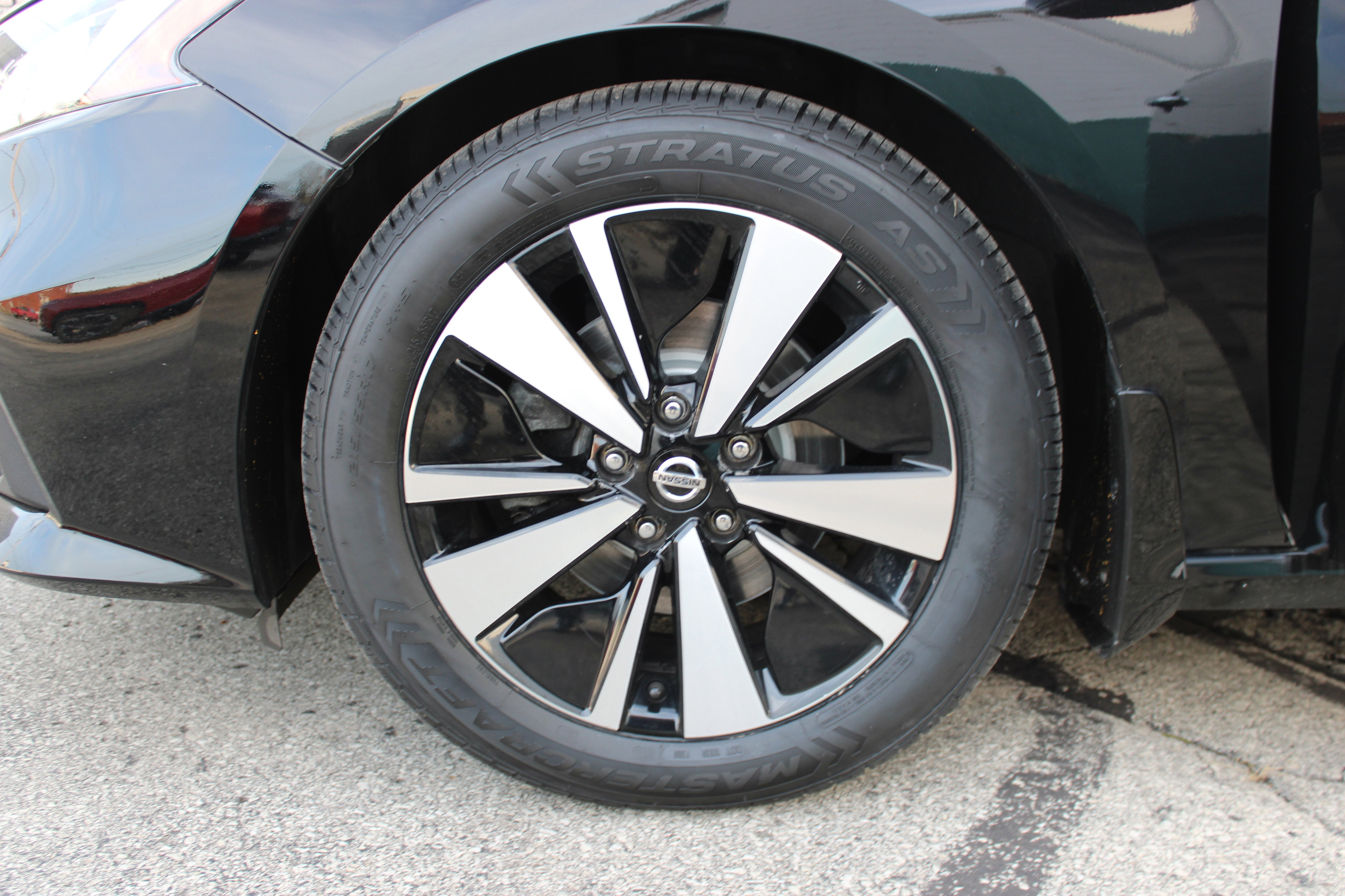 2021 Nissan Altima 2.5 SV