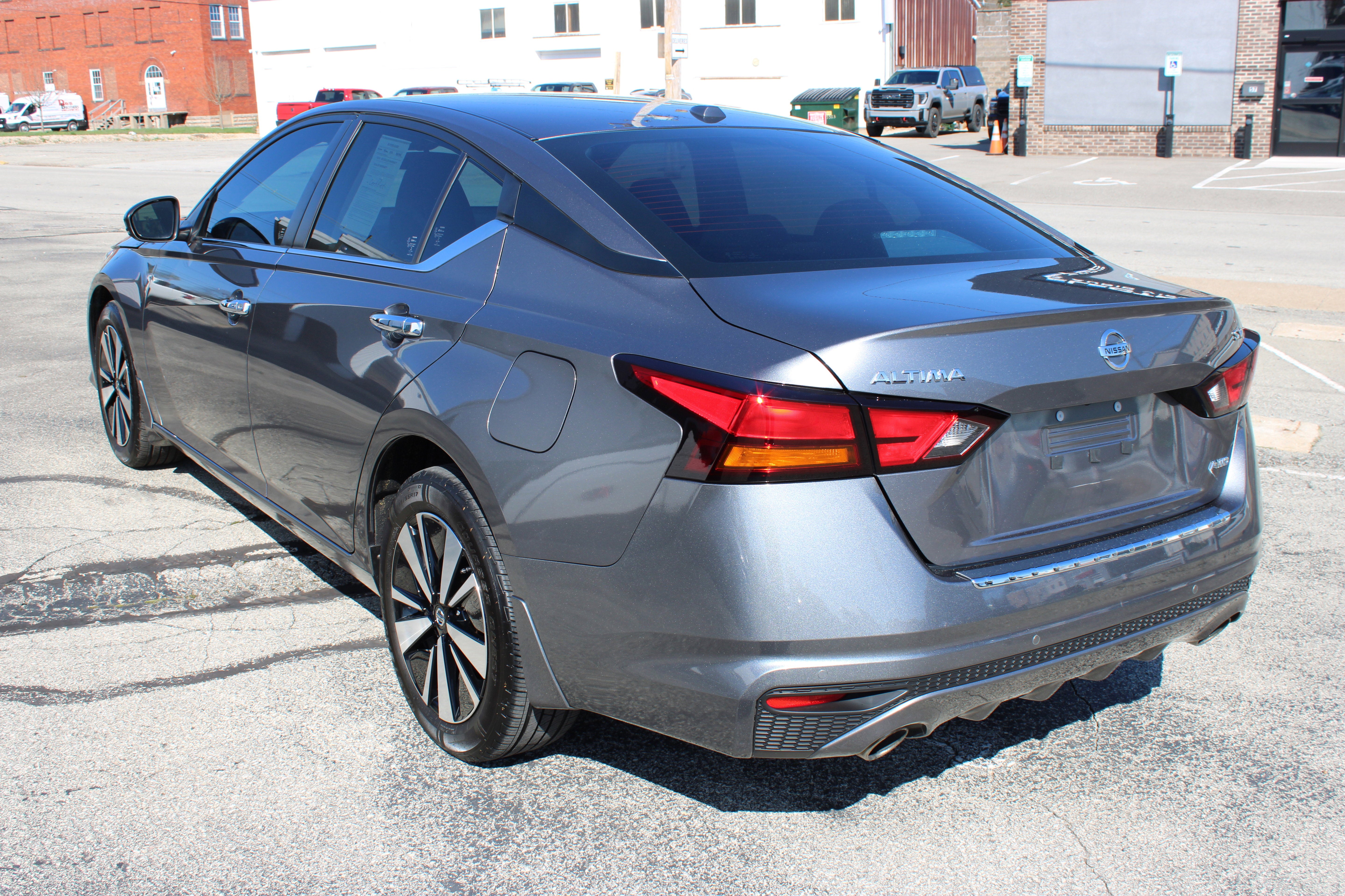 2022 Nissan Altima 2.5 SV