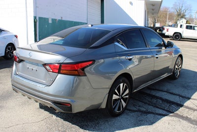 2022 Nissan Altima 2.5 SV