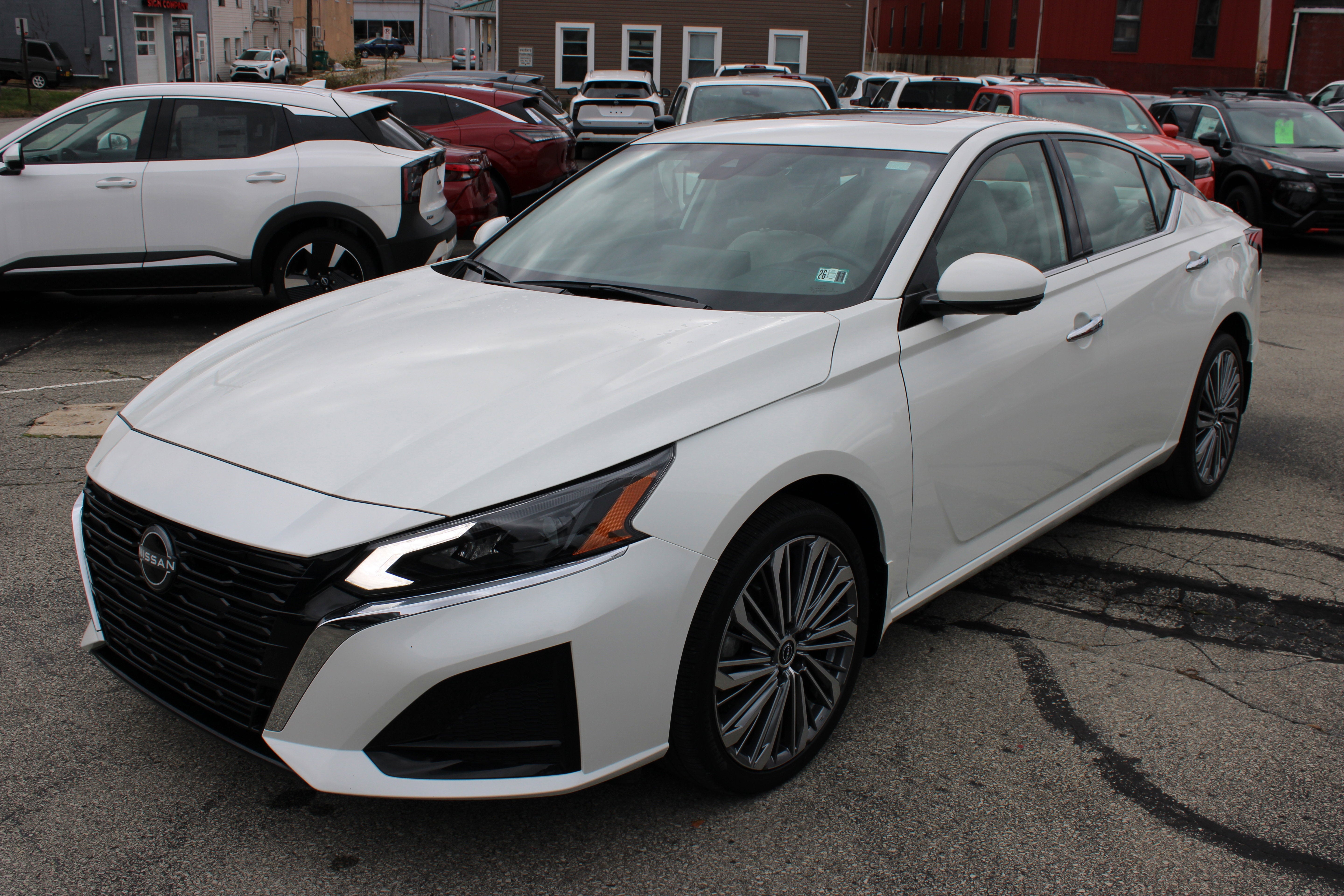 2023 Nissan Altima 2.5 SL