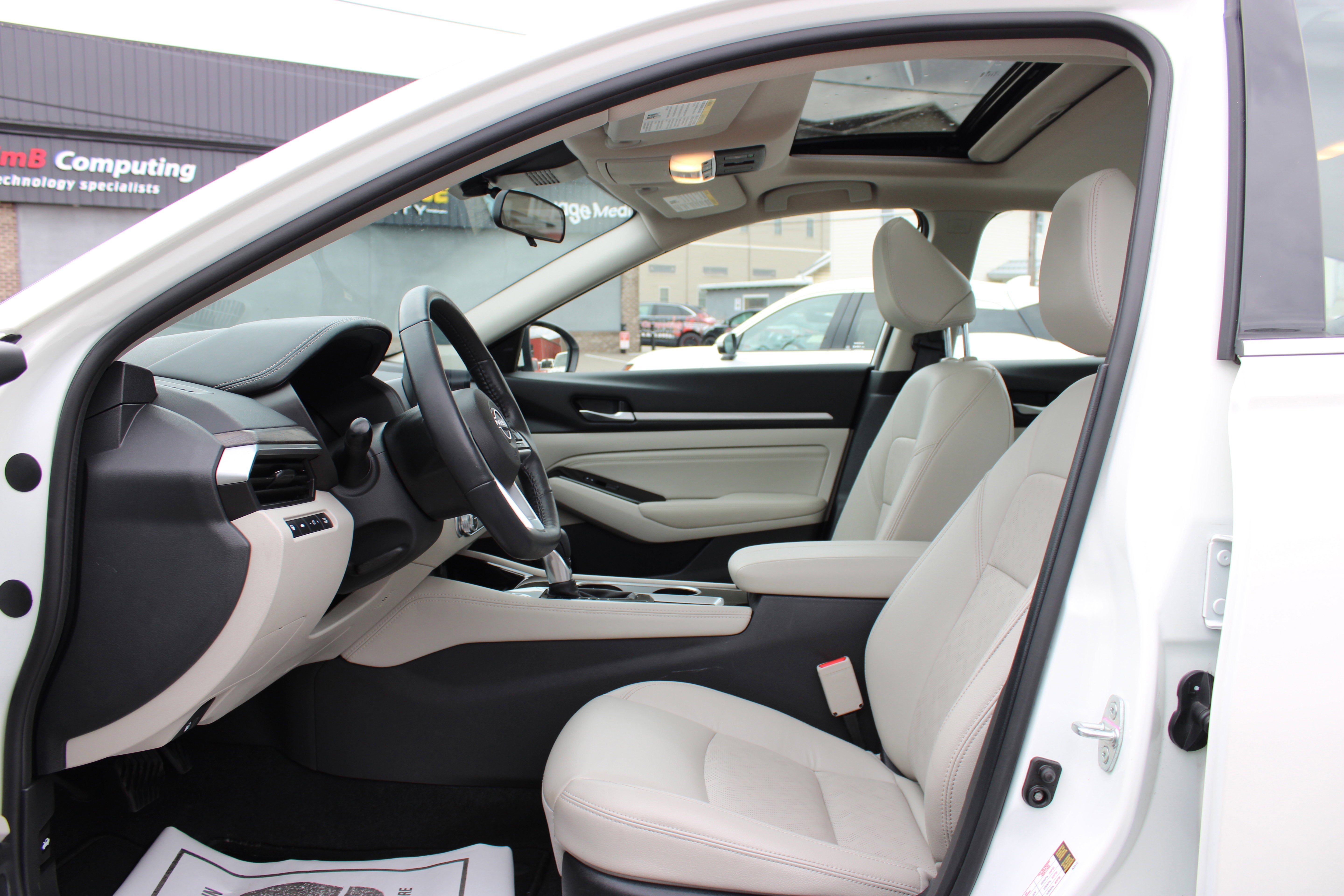 2023 Nissan Altima 2.5 SL