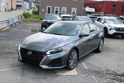 2025 Nissan Altima SL