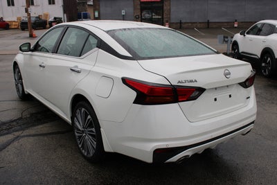 2025 Nissan Altima SL