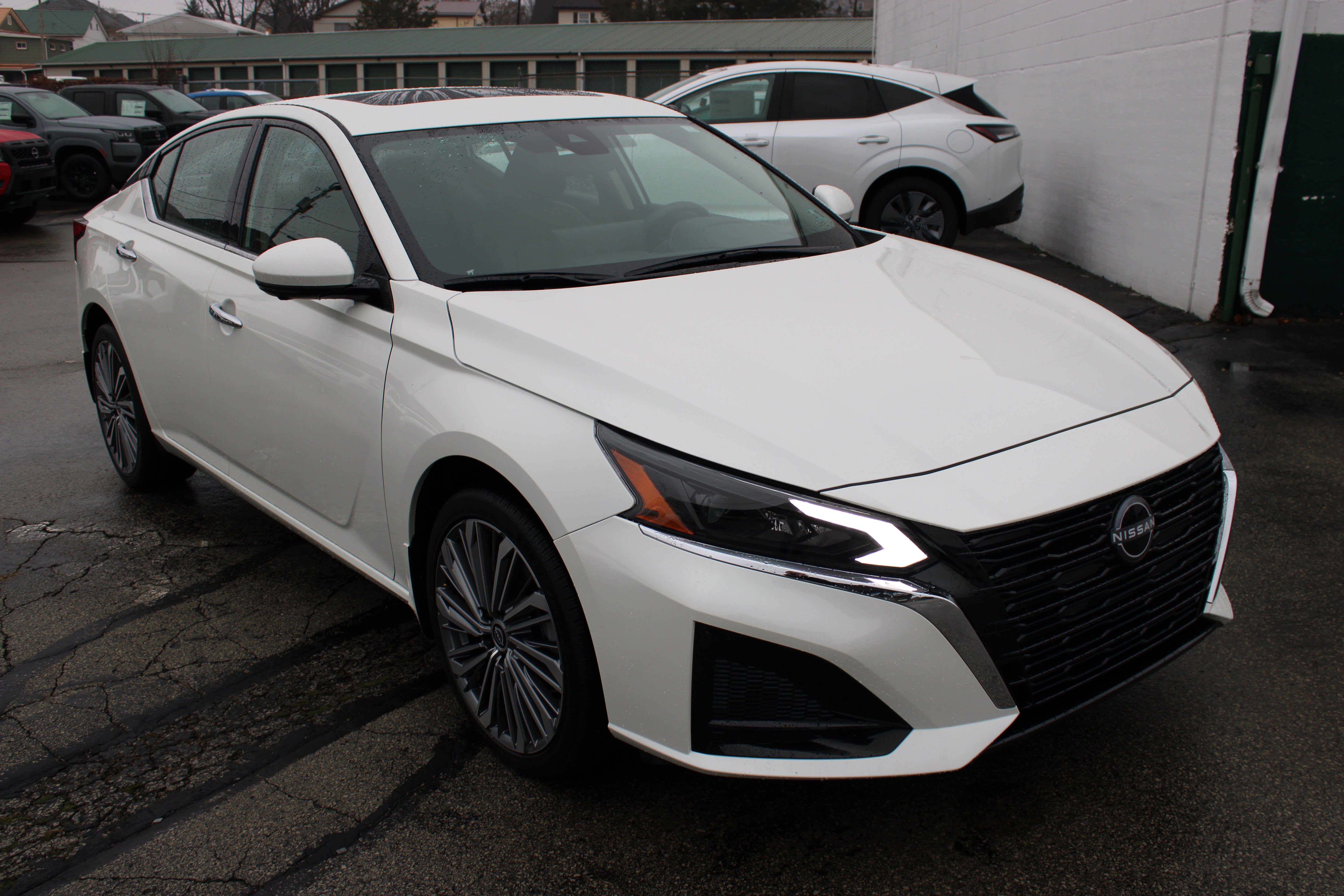 2025 Nissan Altima SL