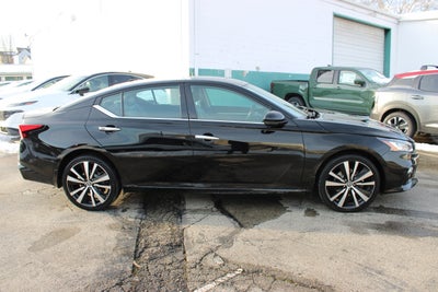 2021 Nissan Altima 2.5 Platinum