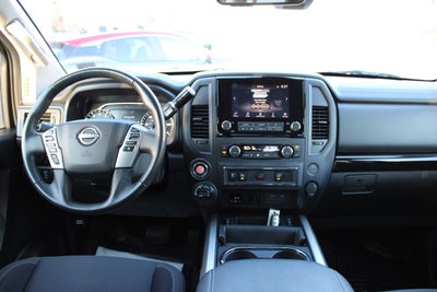 2024 Nissan Titan SV