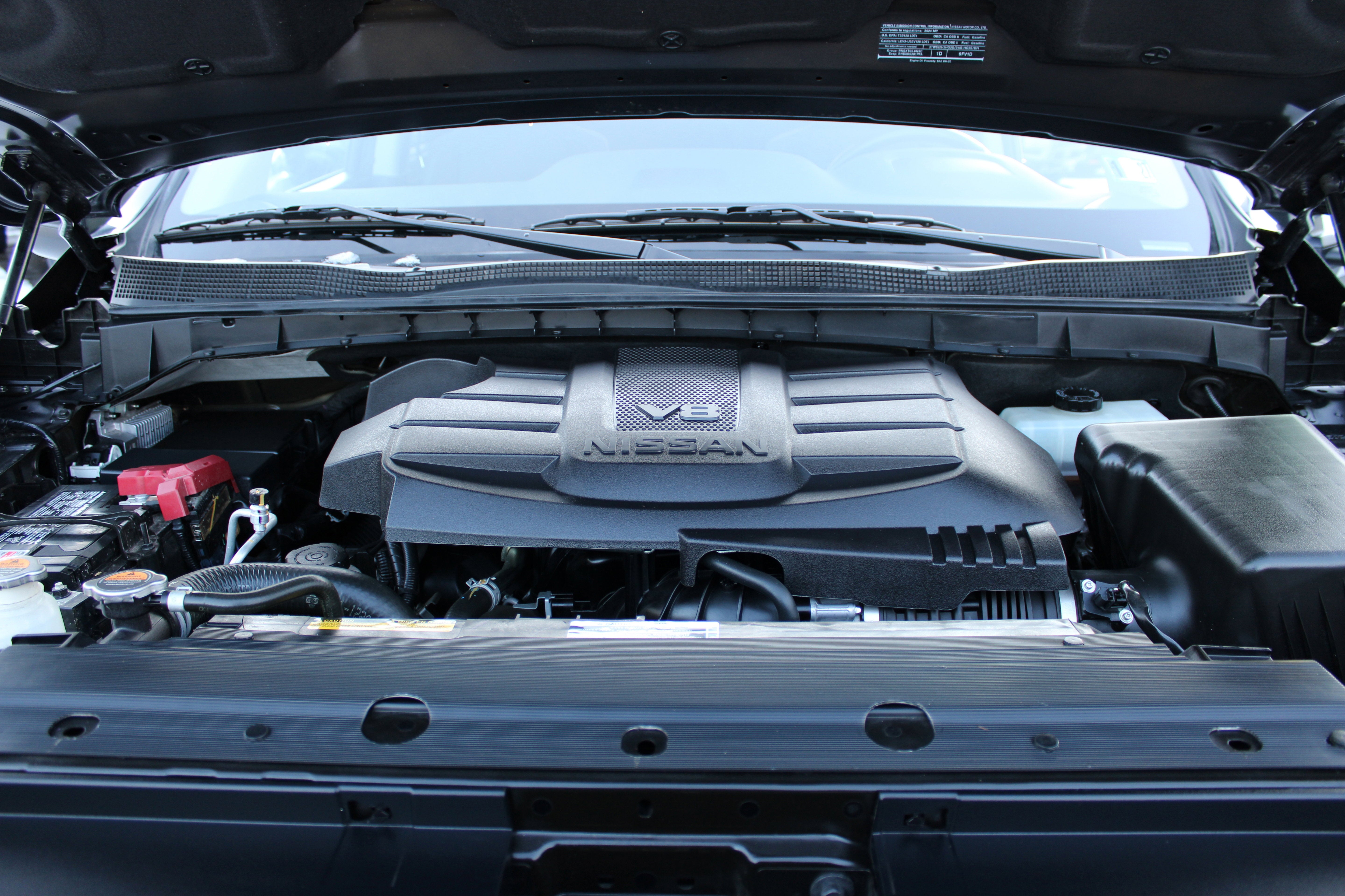 2024 Nissan Titan SV