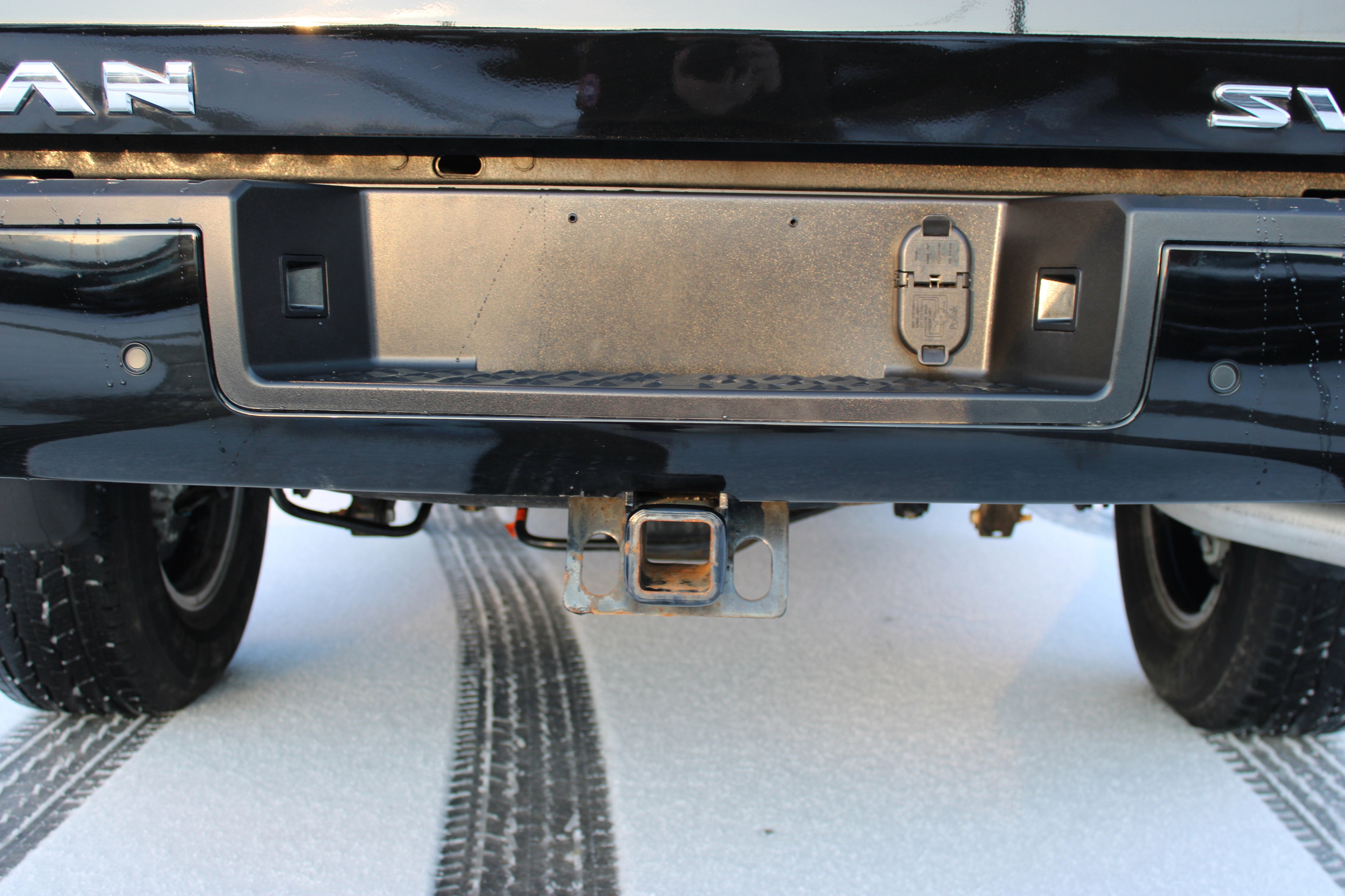 2024 Nissan Titan SV