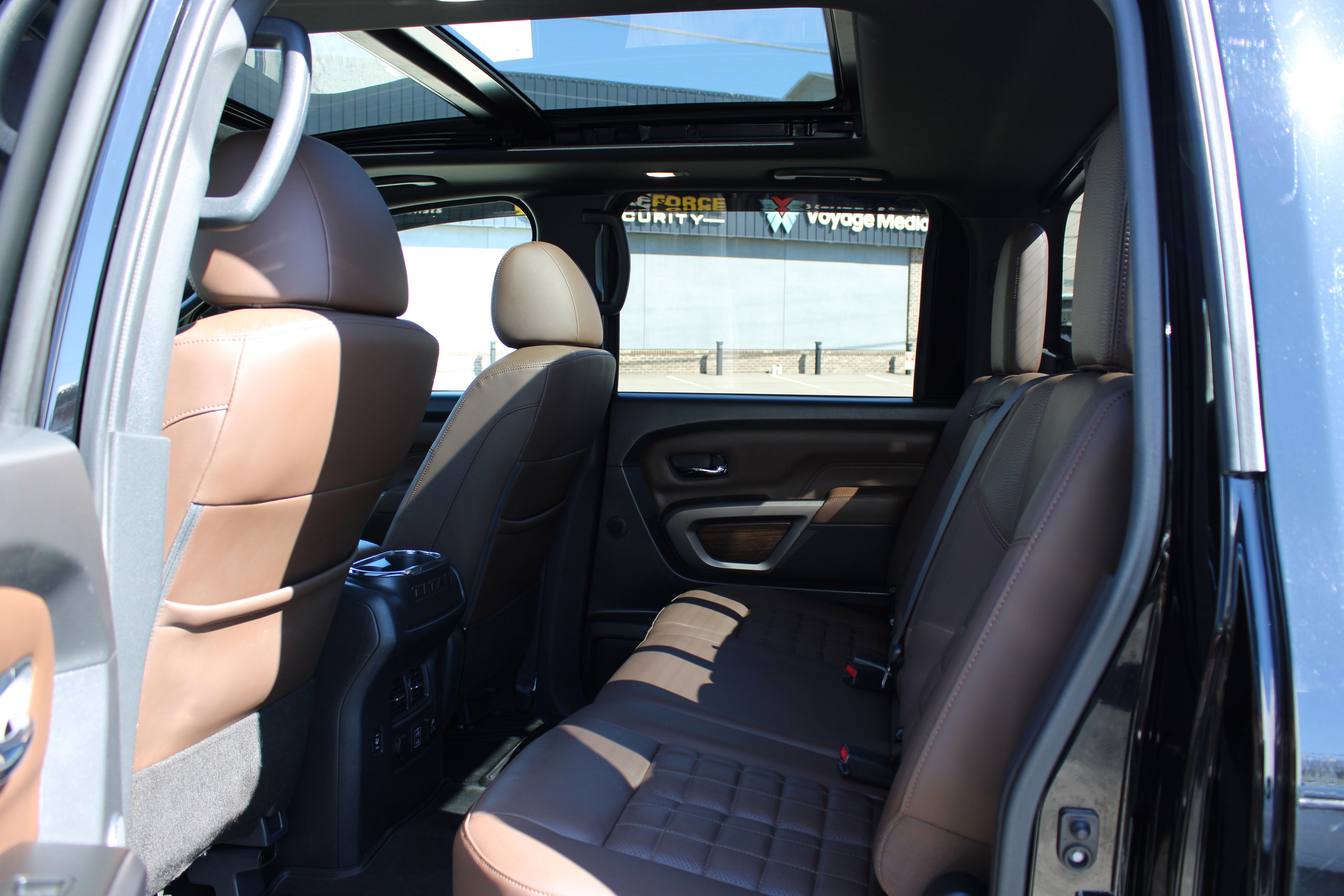 2023 Nissan Titan Platinum Reserve