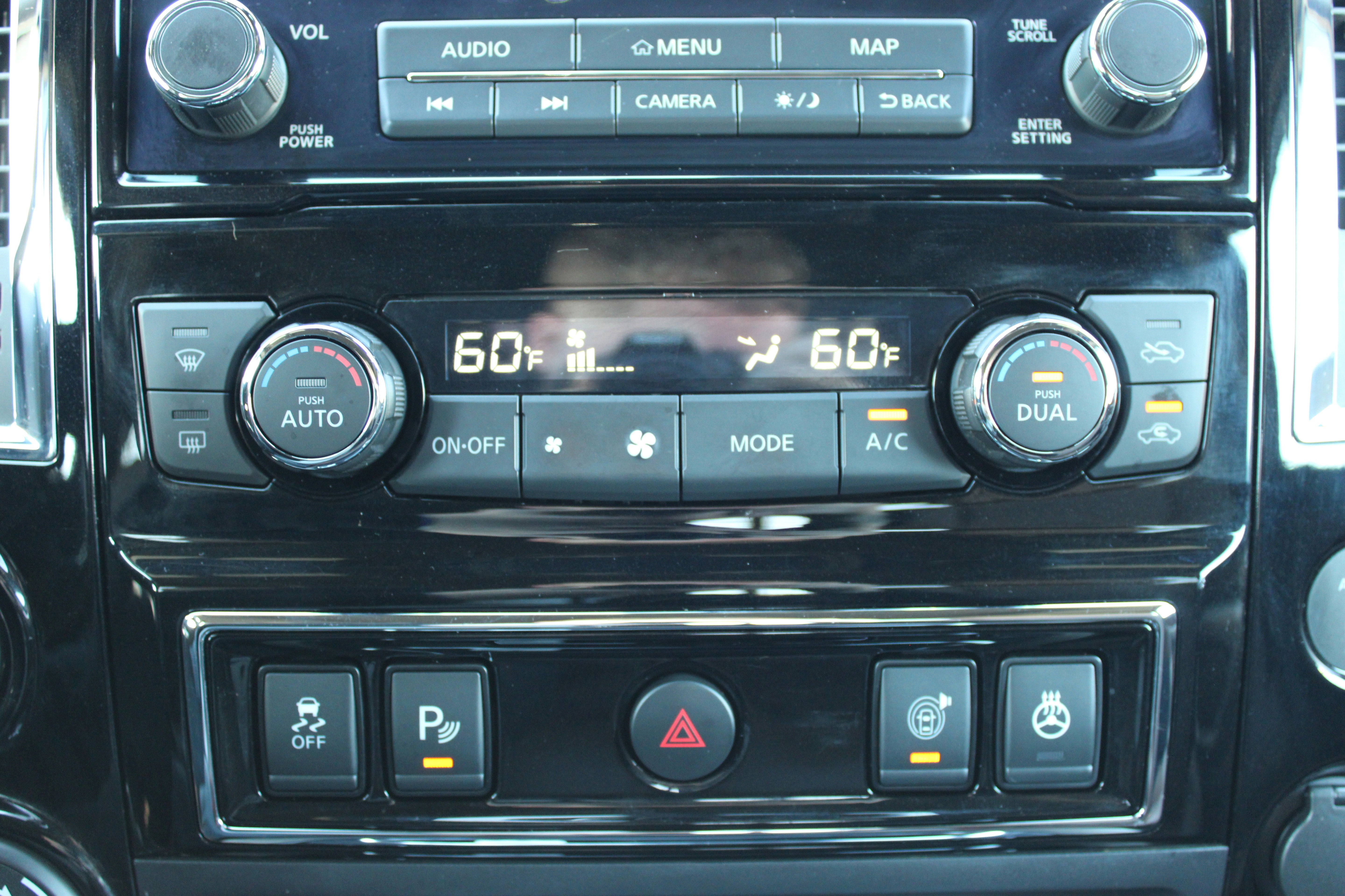 2023 Nissan Titan Platinum Reserve