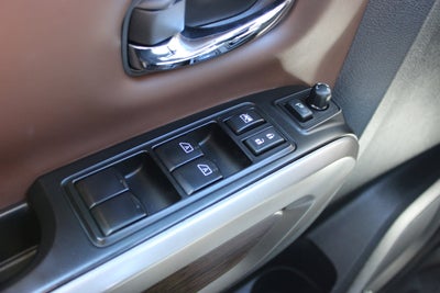 2023 Nissan Titan Platinum Reserve