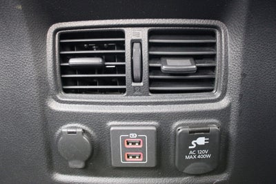 2022 Nissan Titan SV