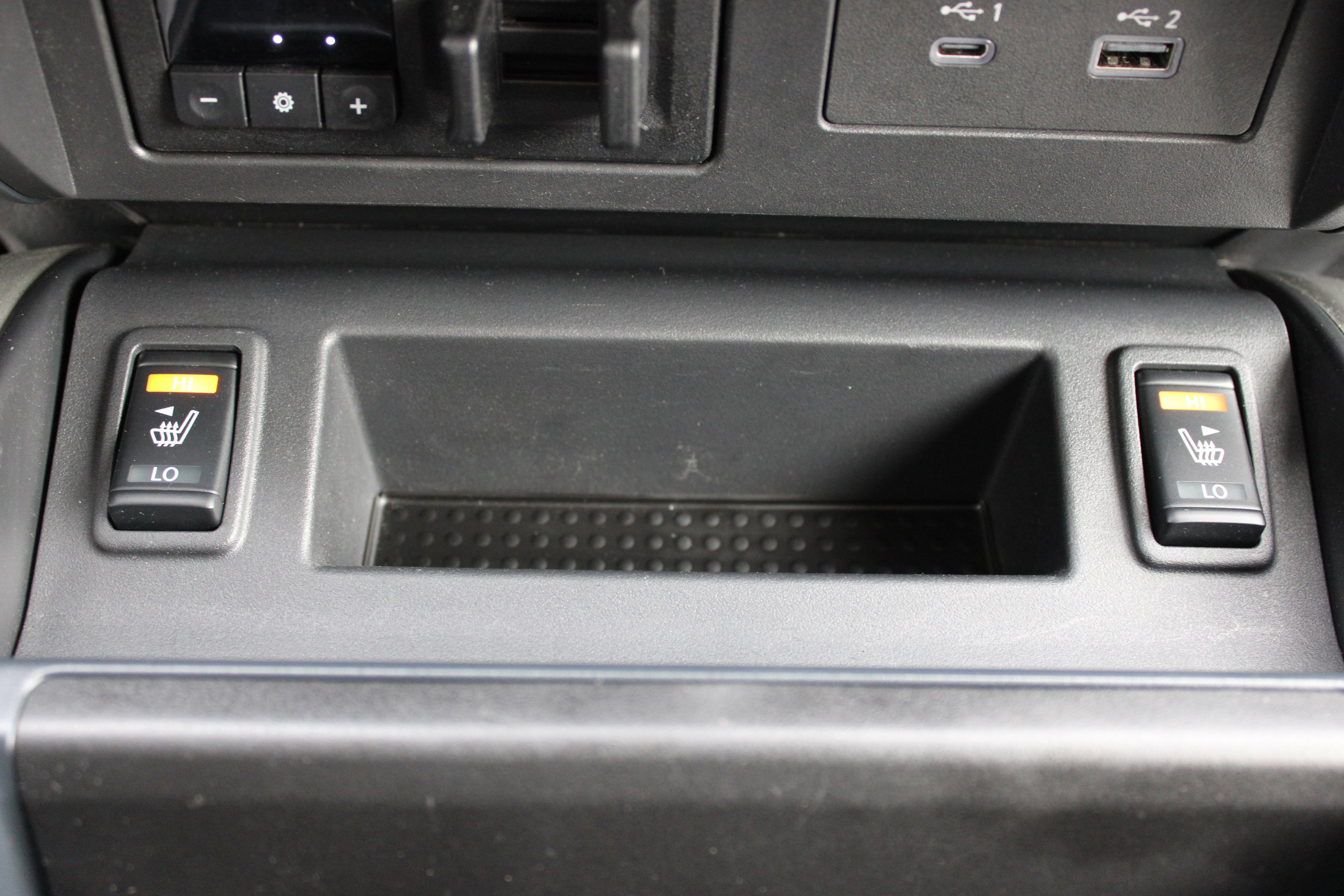 2022 Nissan Titan SV