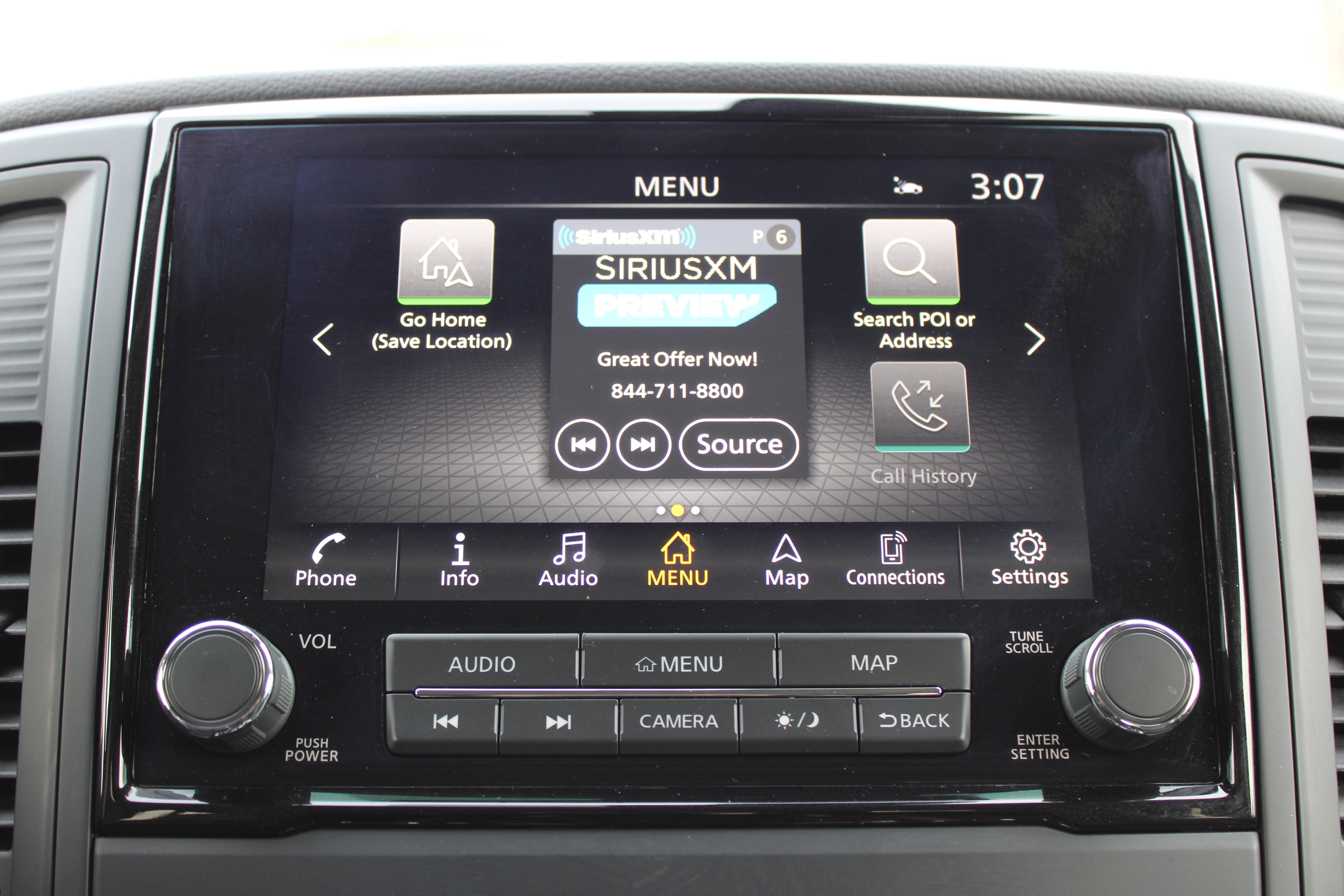 2022 Nissan Titan SV