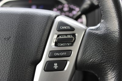 2022 Nissan Titan SV