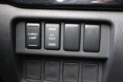 2022 Nissan Titan SV