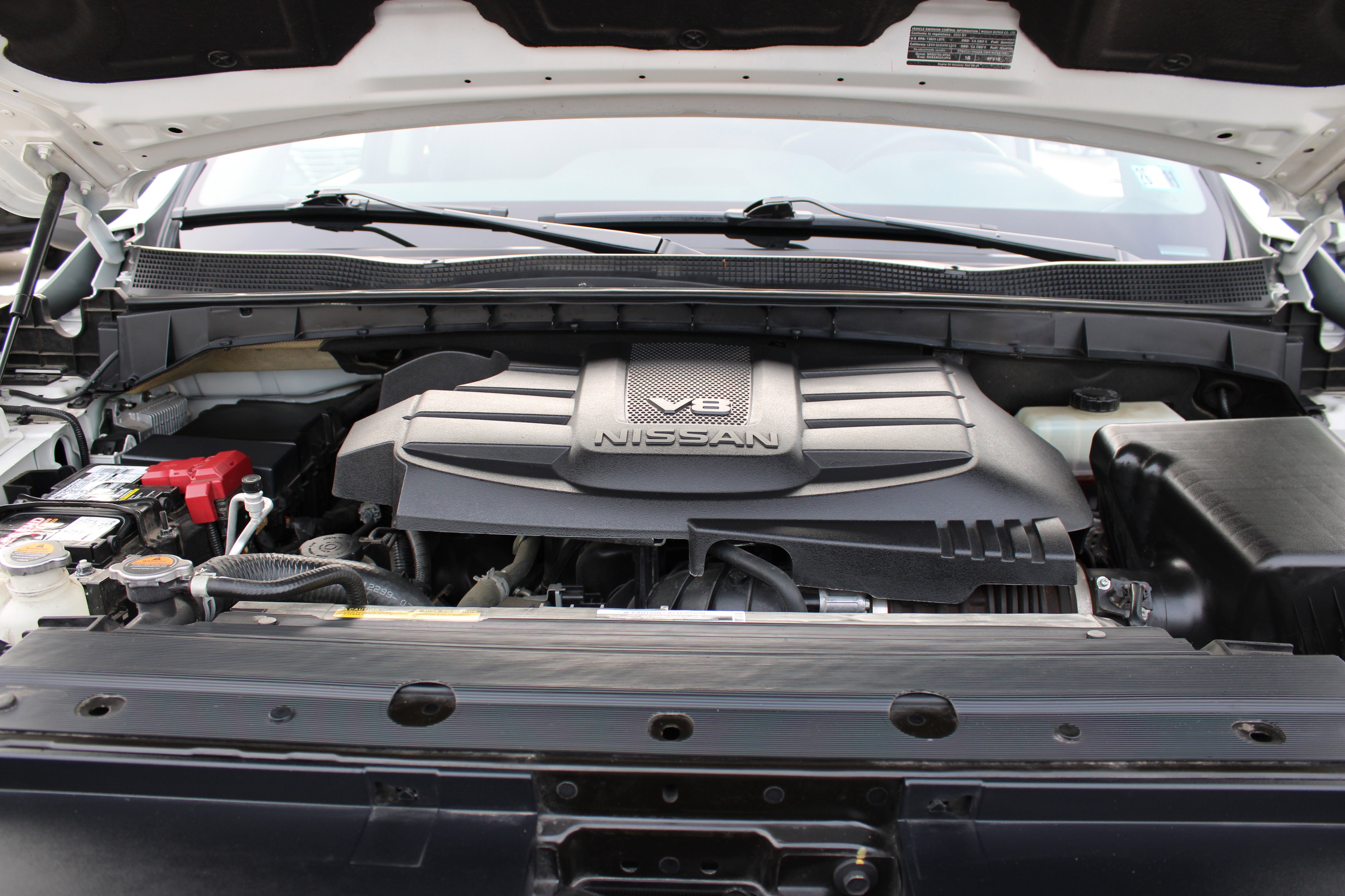 2022 Nissan Titan SV