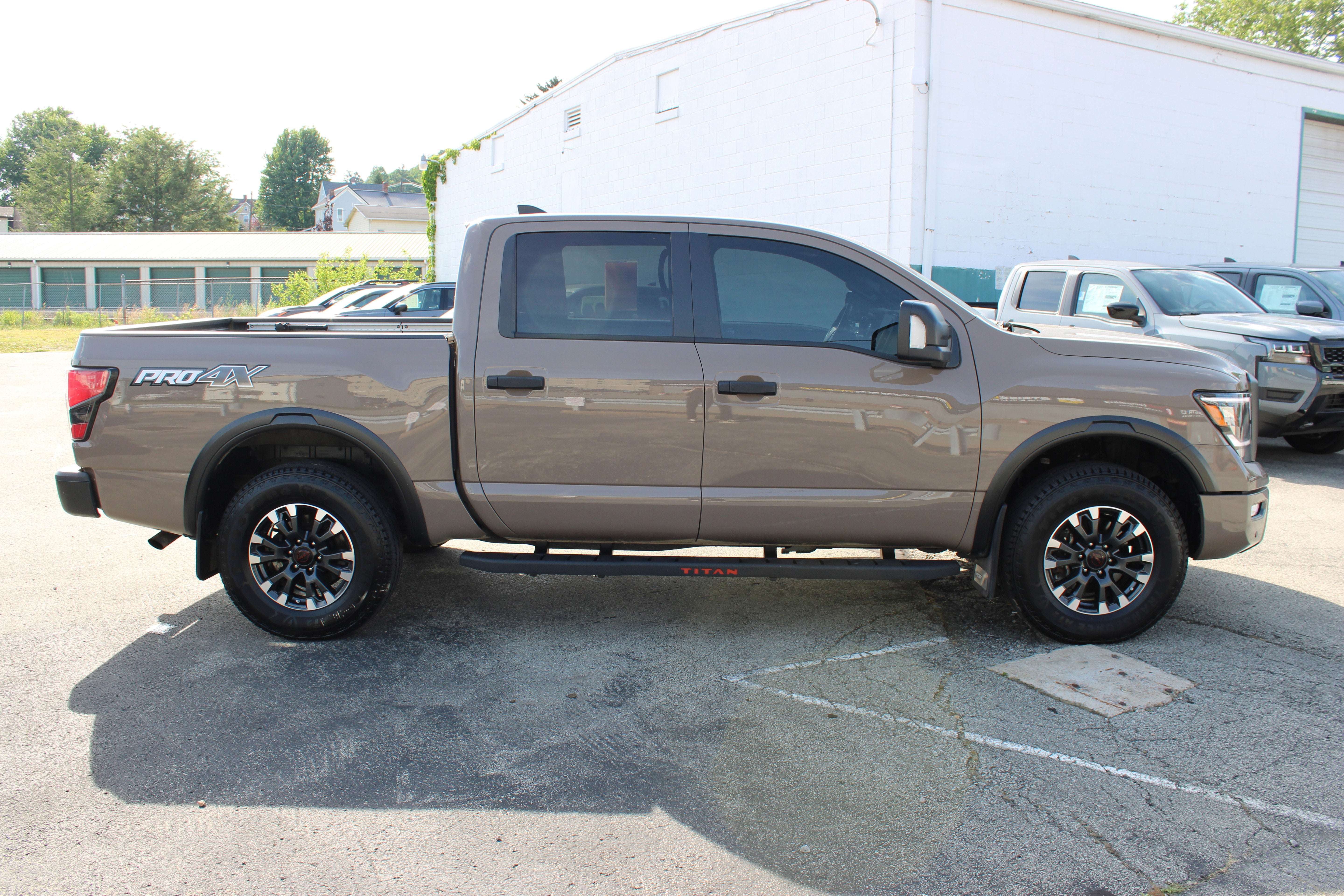 2024 Nissan Titan PRO-4X