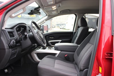 2024 Nissan Titan XD SV