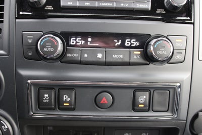 2024 Nissan Titan XD SV