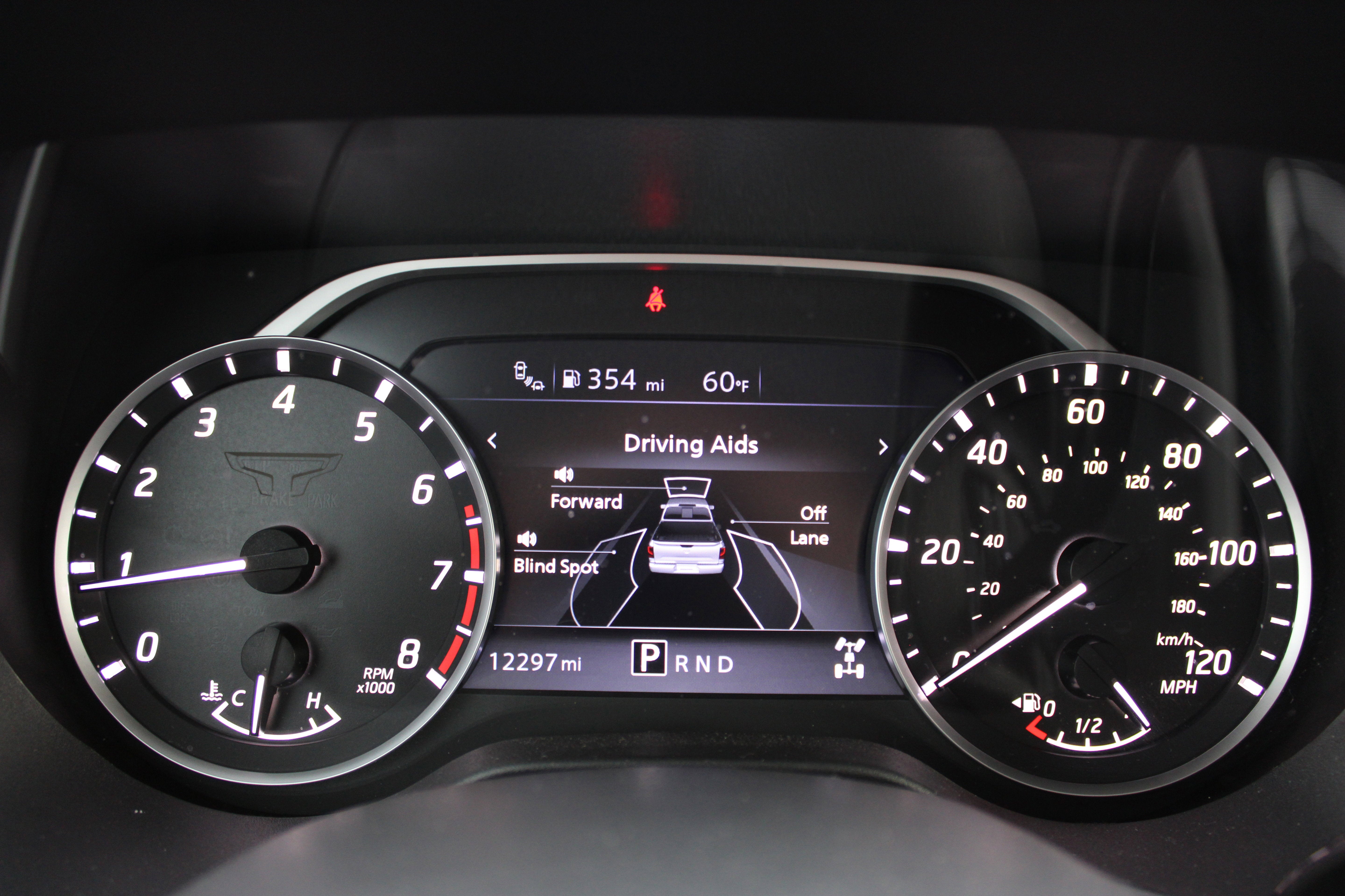 2024 Nissan Titan XD SV