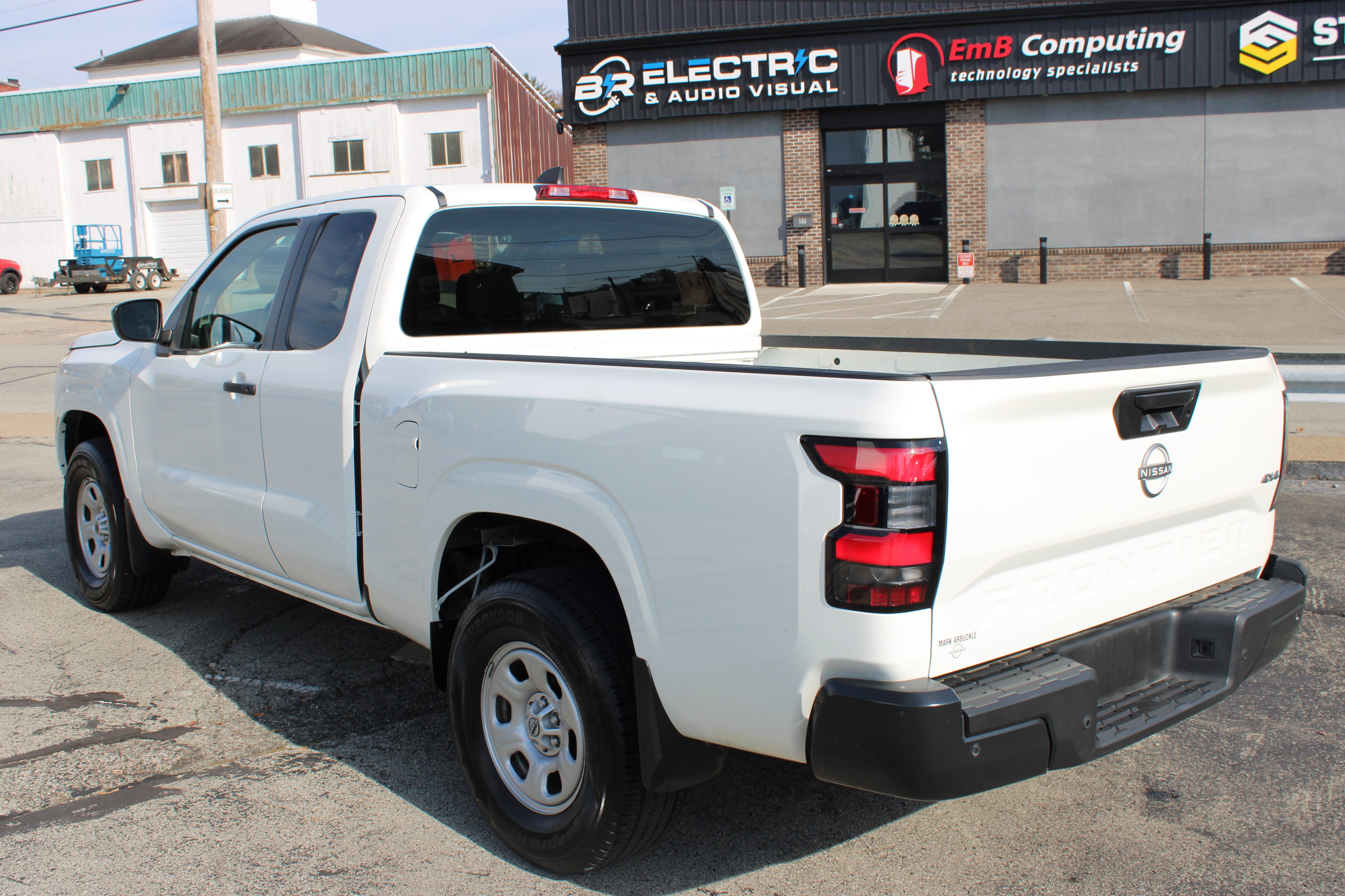 2025 Nissan Frontier S