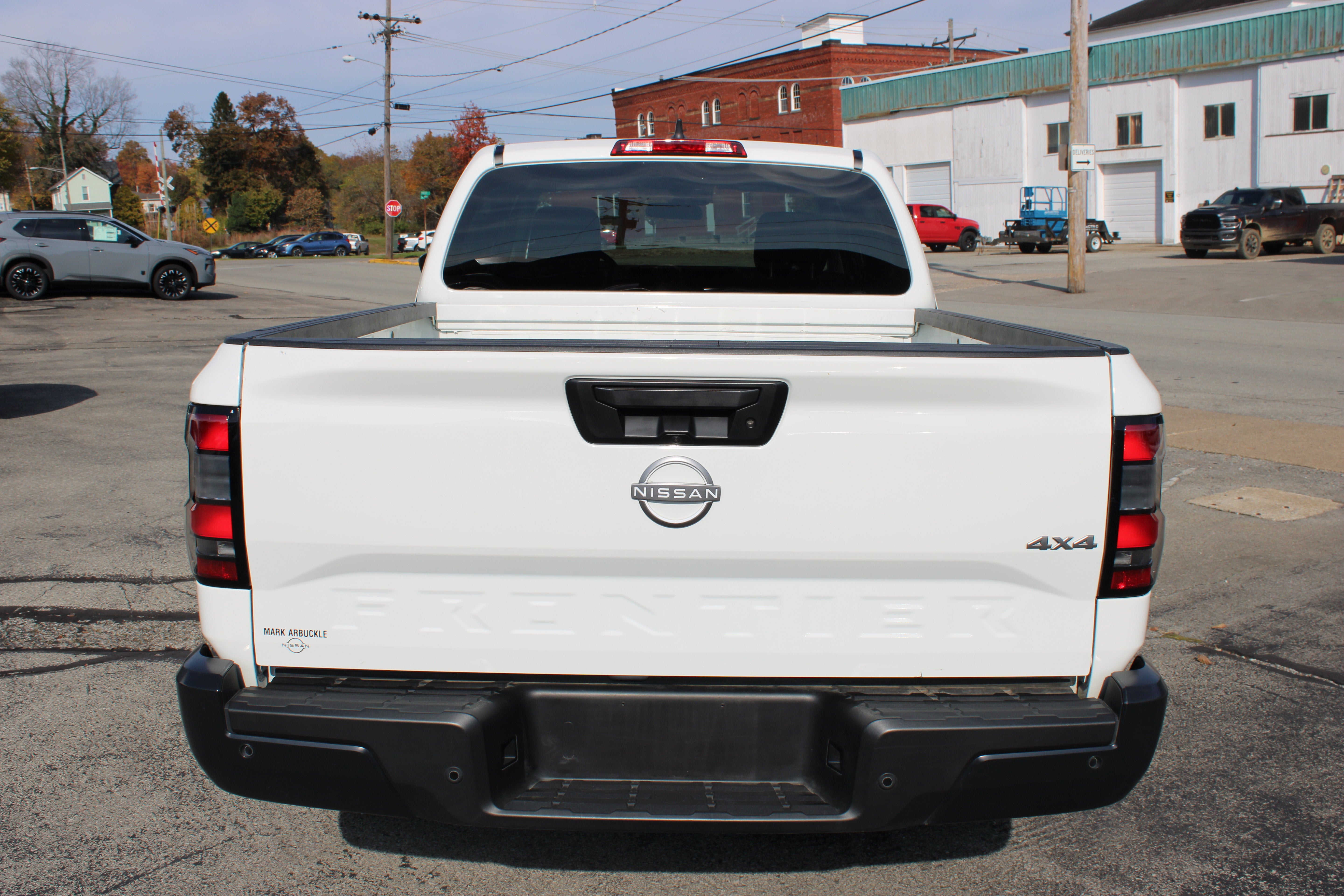 2025 Nissan Frontier S