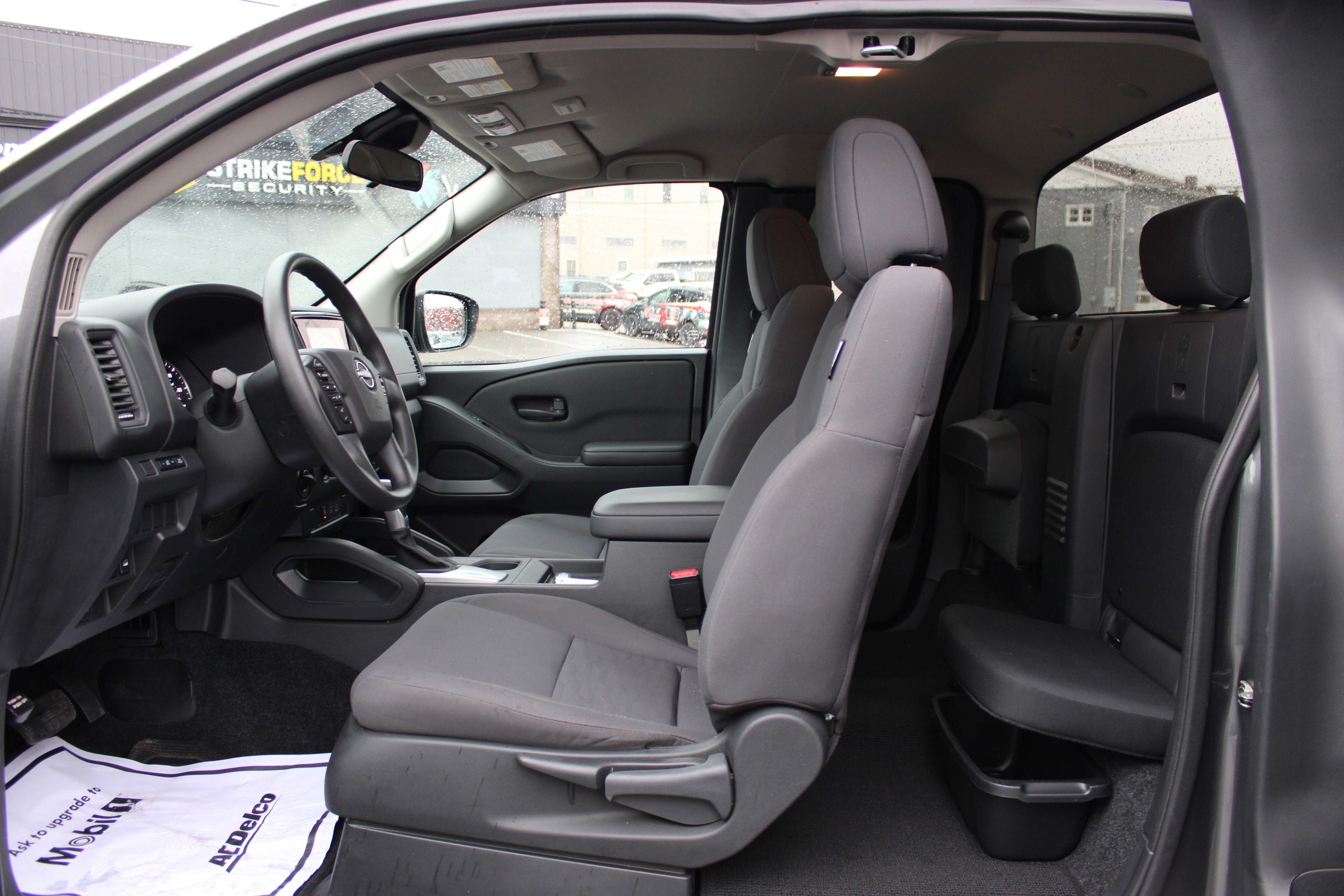 2023 Nissan Frontier S