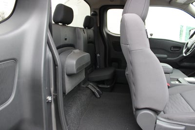 2023 Nissan Frontier S