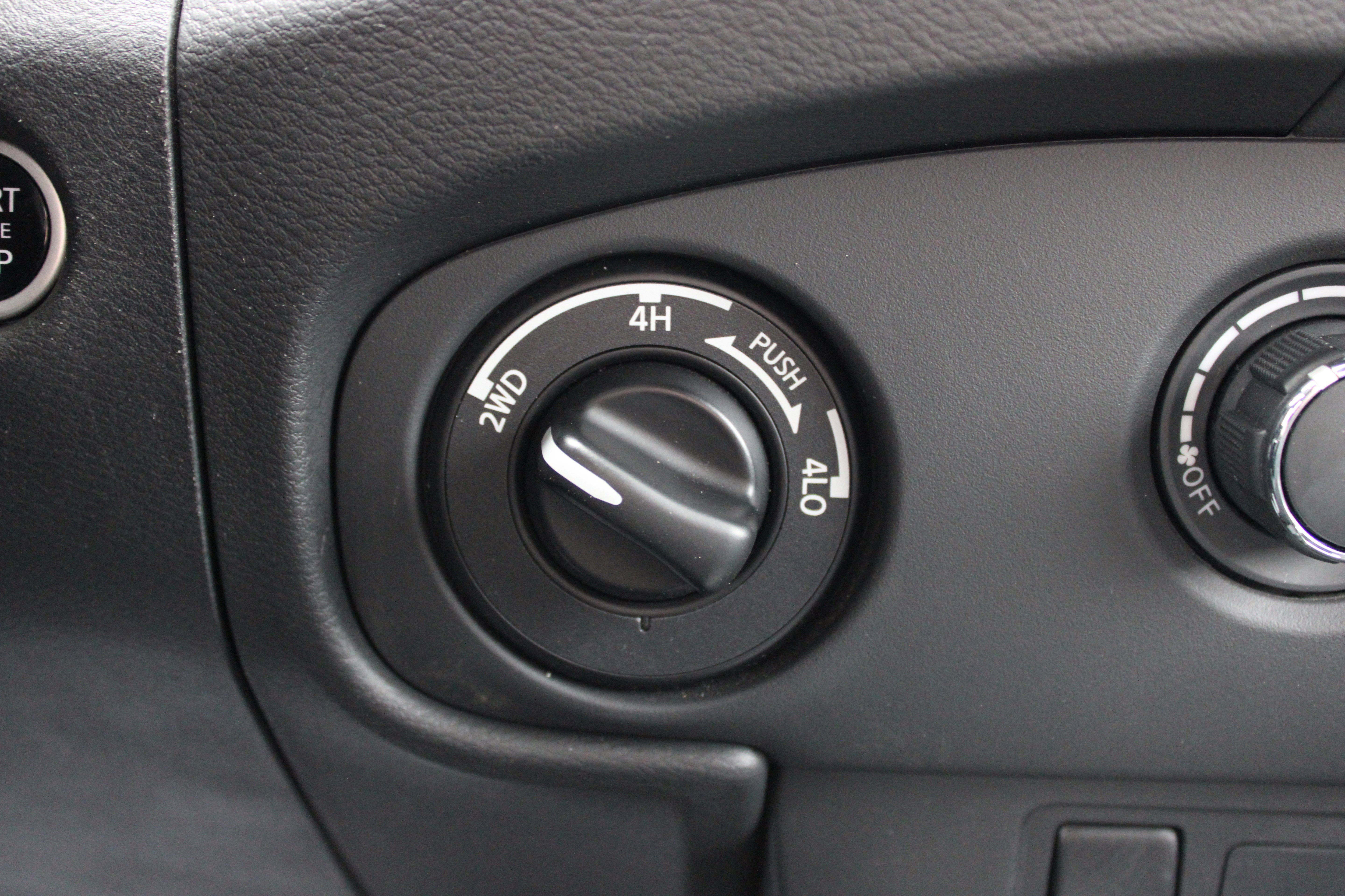 2023 Nissan Frontier S