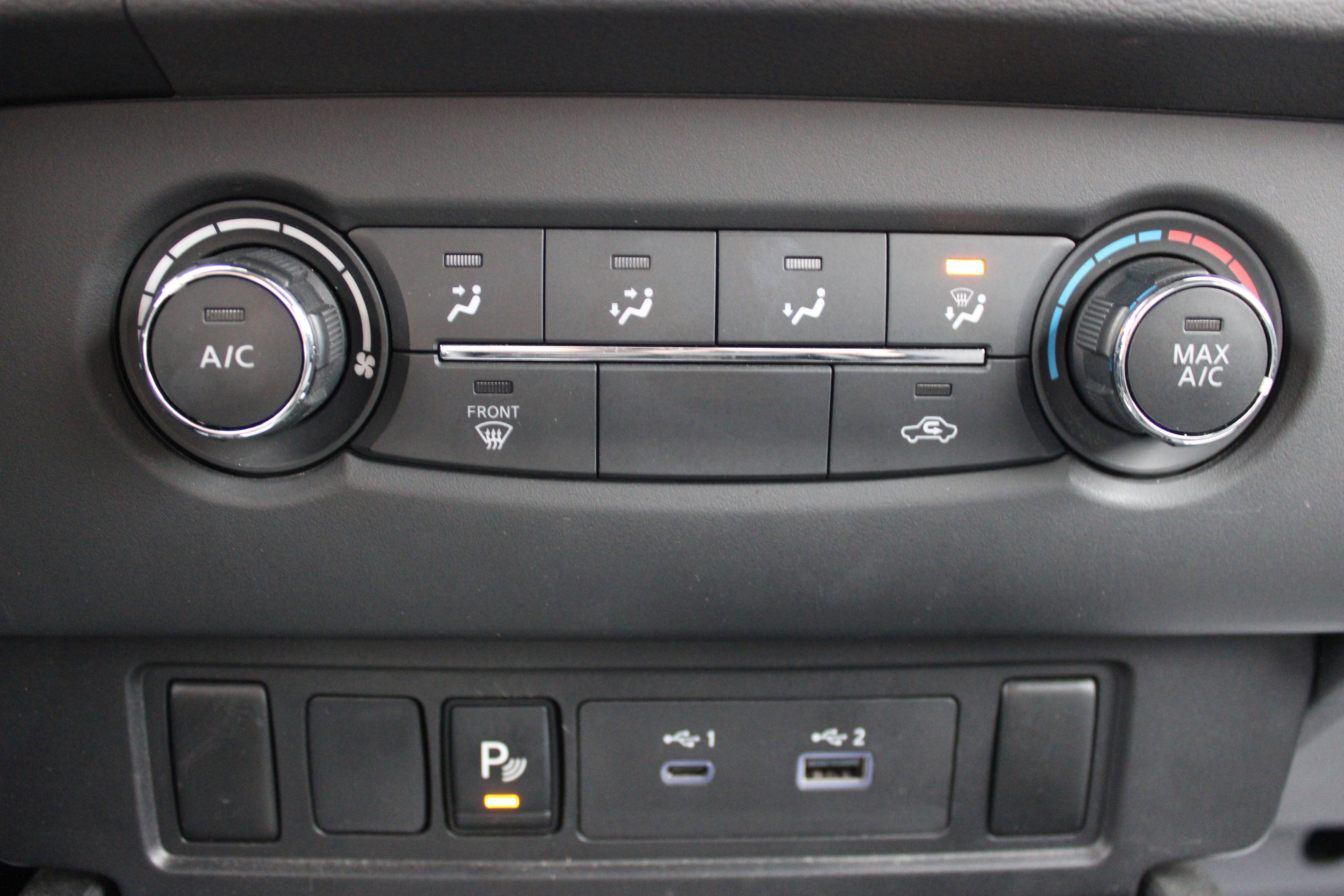 2023 Nissan Frontier S