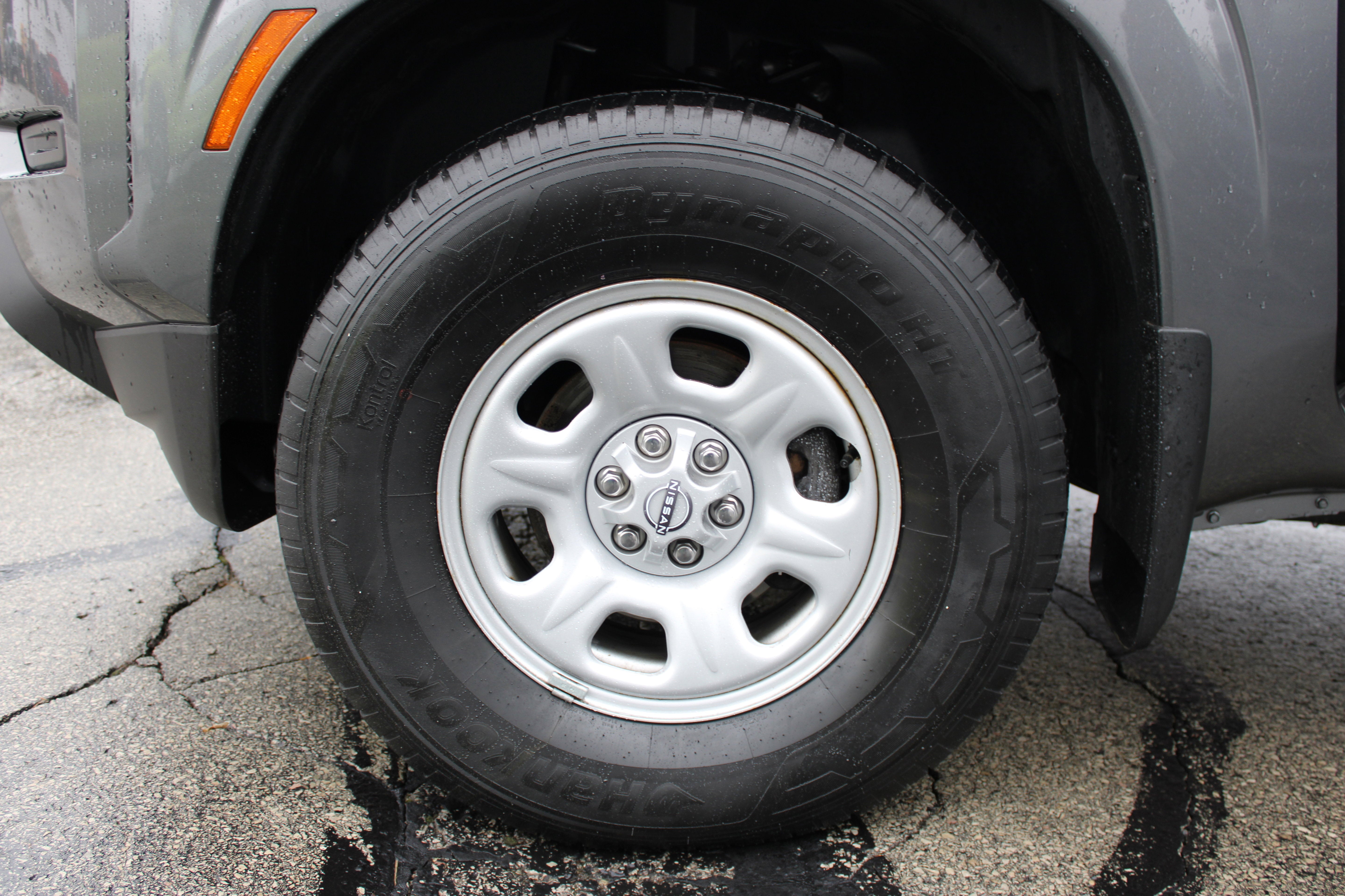 2023 Nissan Frontier S