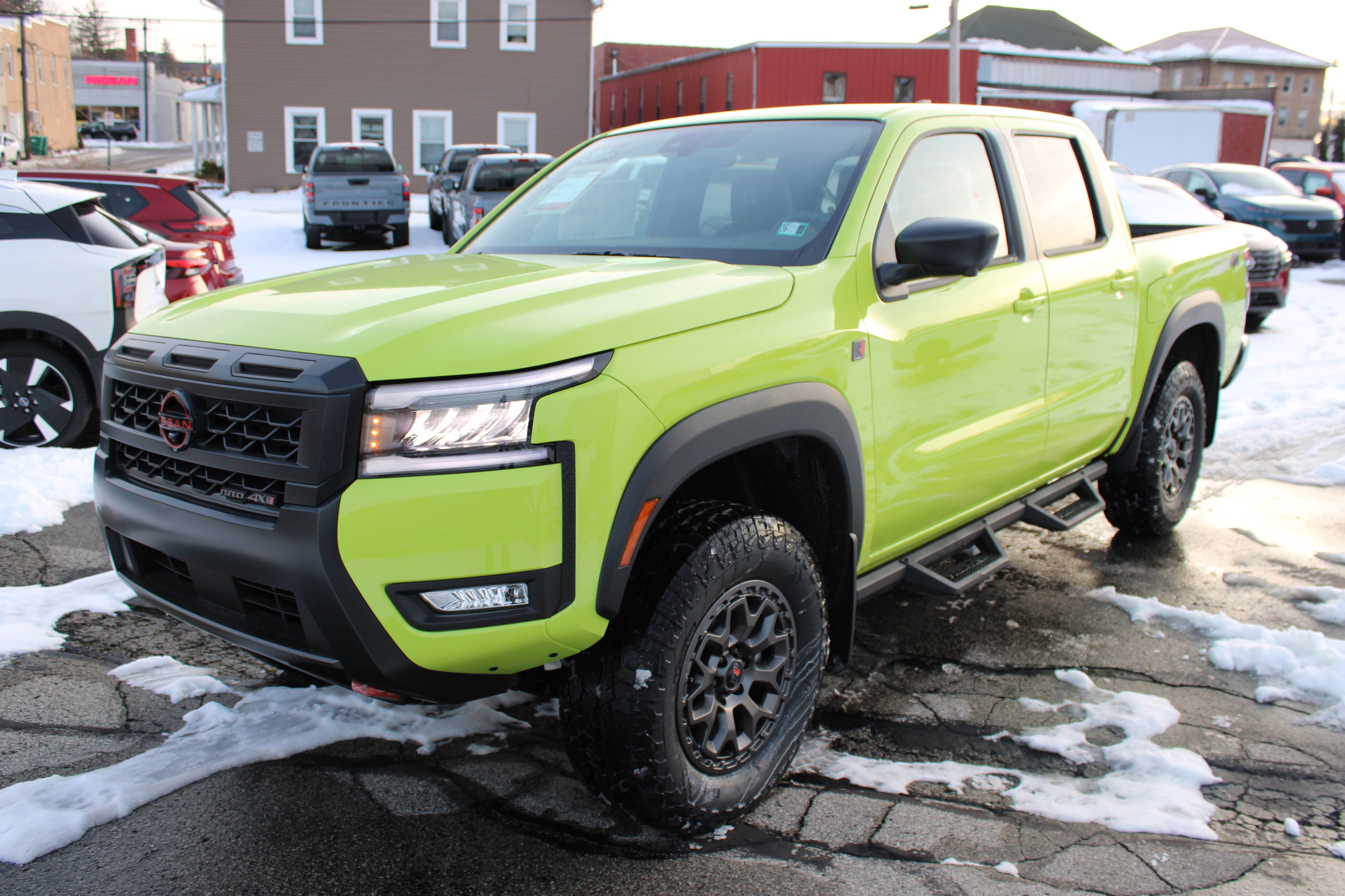 2026 Nissan Frontier PRO-4X w/R Package