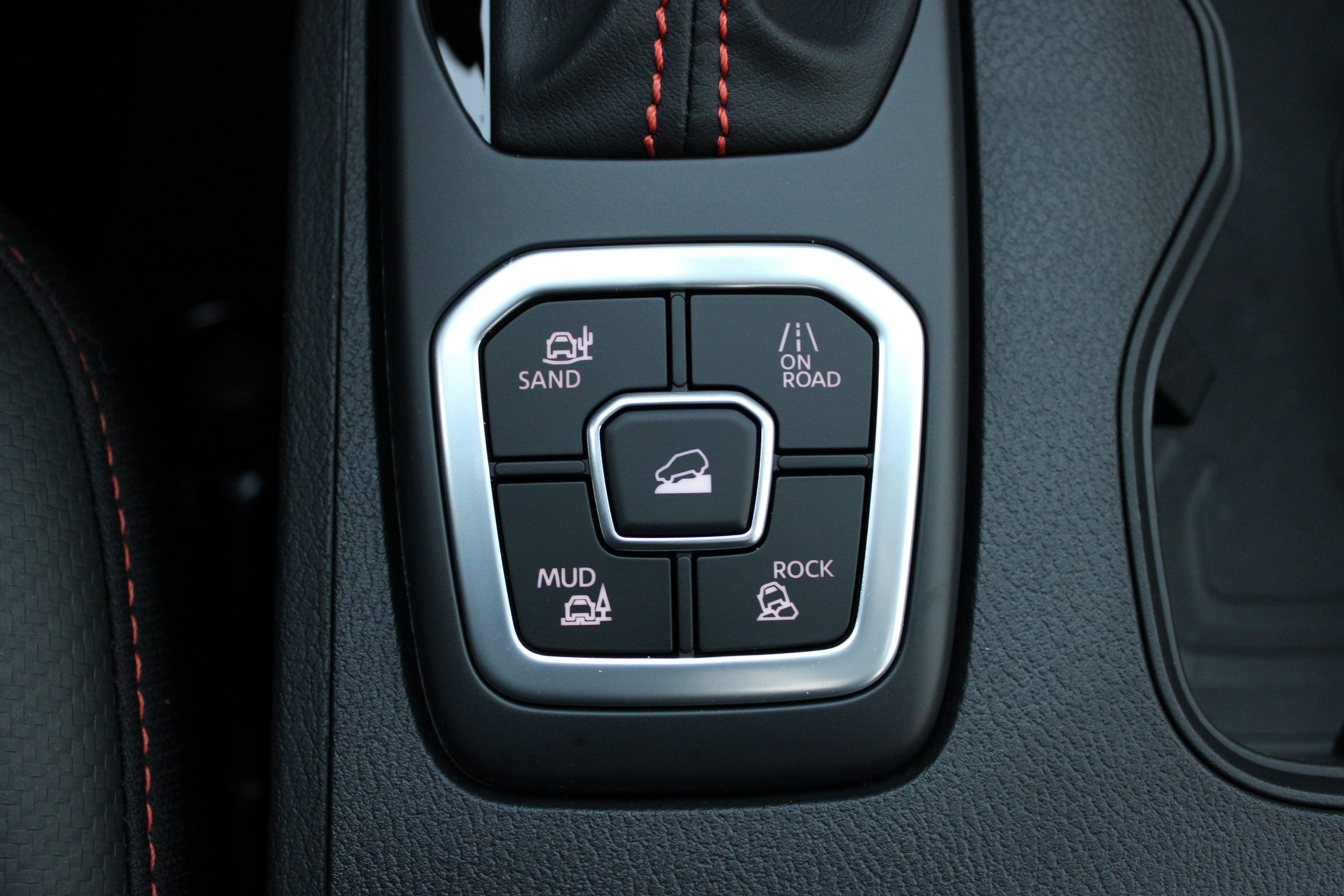 2026 Nissan Frontier PRO-4X w/R Package