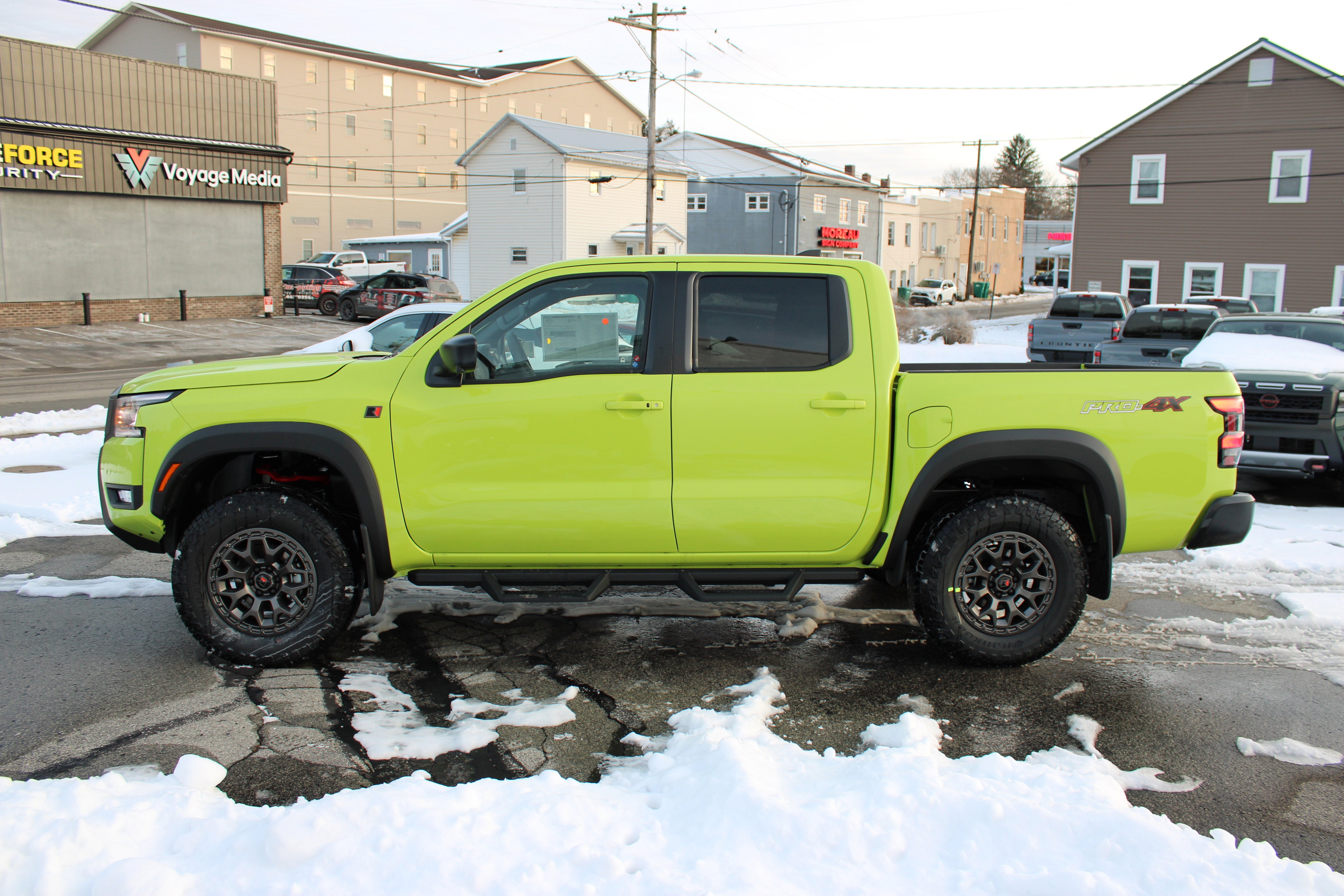 2026 Nissan Frontier PRO-4X w/R Package