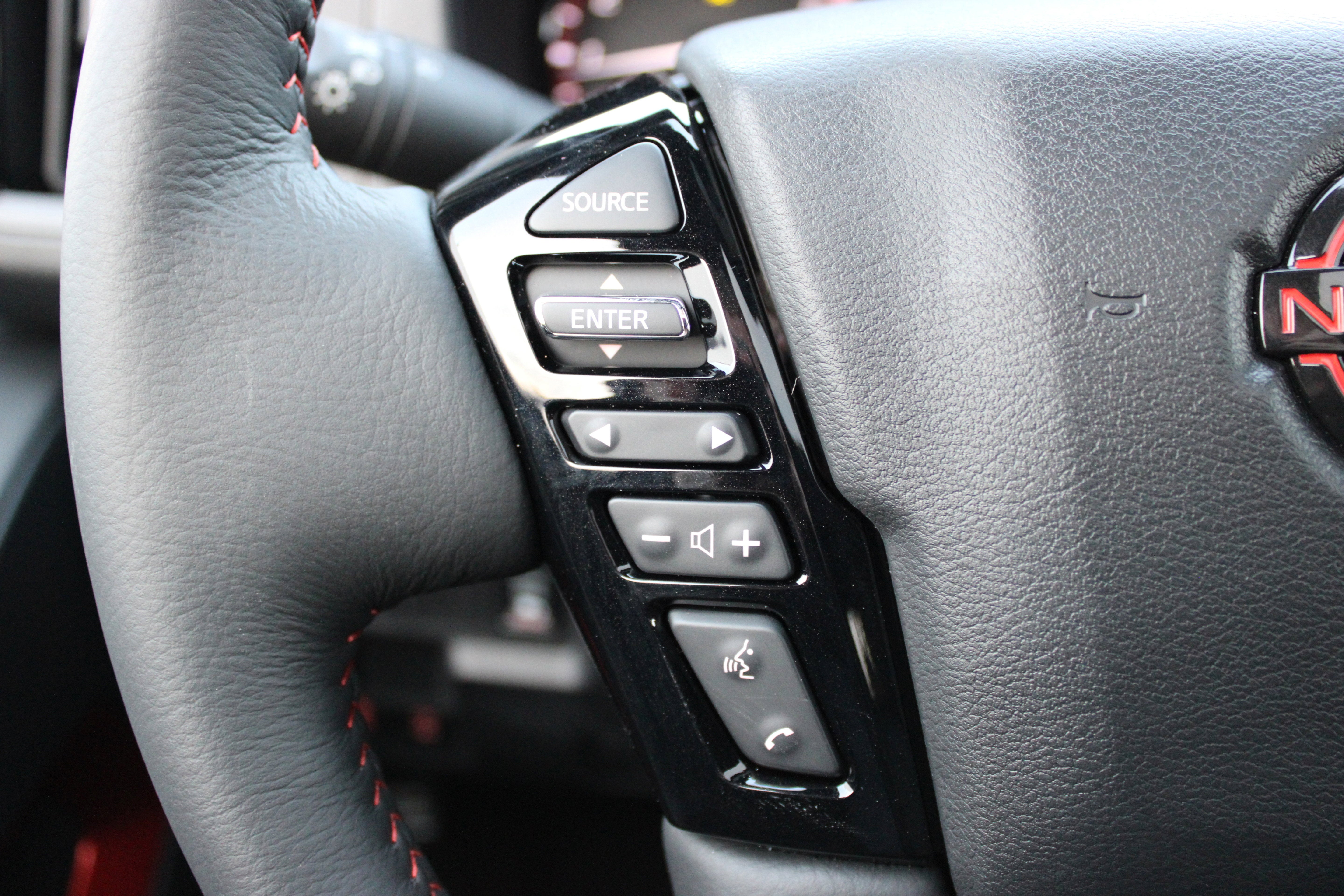 2026 Nissan Frontier PRO-4X w/R Package