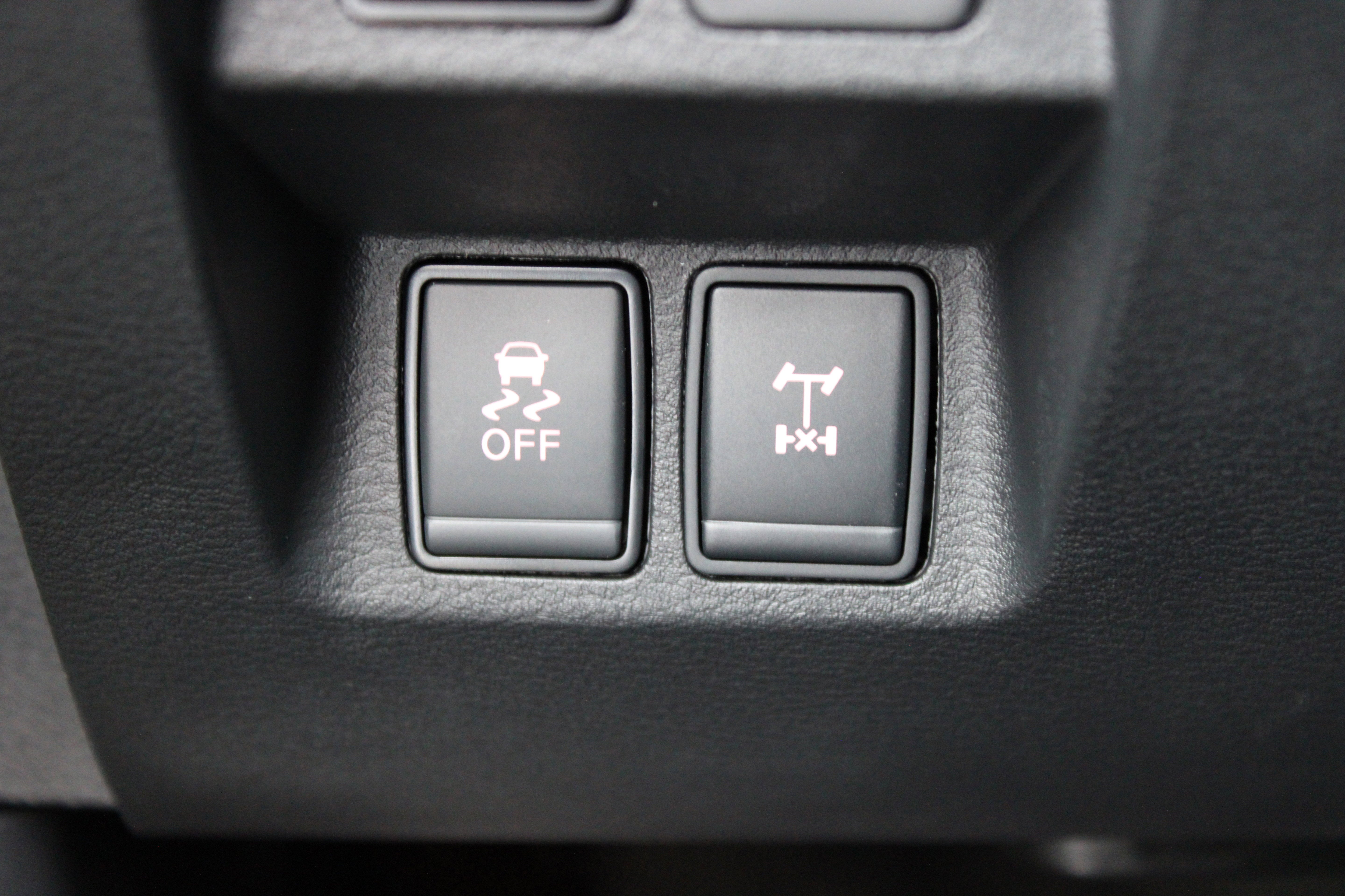 2026 Nissan Frontier PRO-4X w/R Package