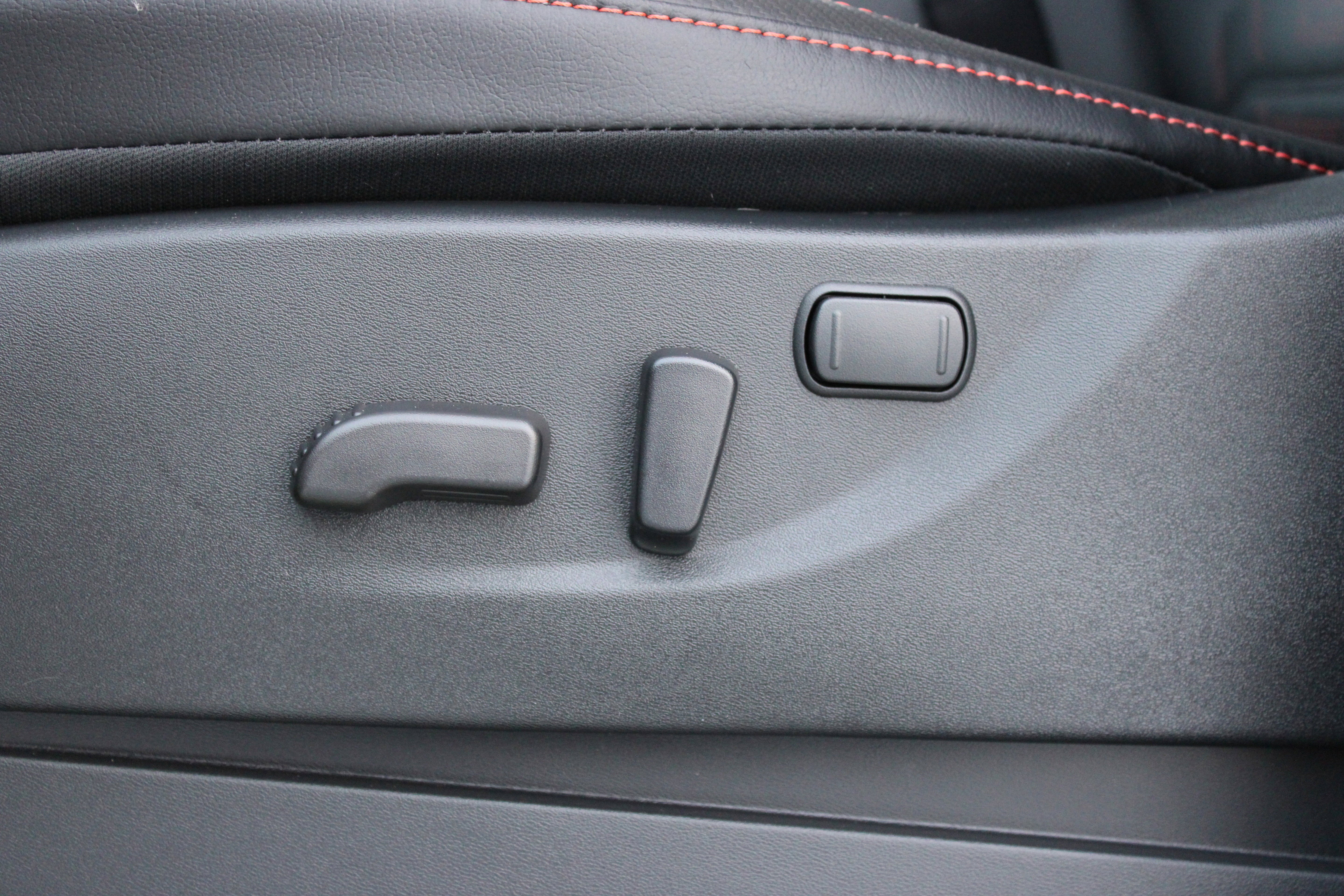 2026 Nissan Frontier PRO-4X w/R Package