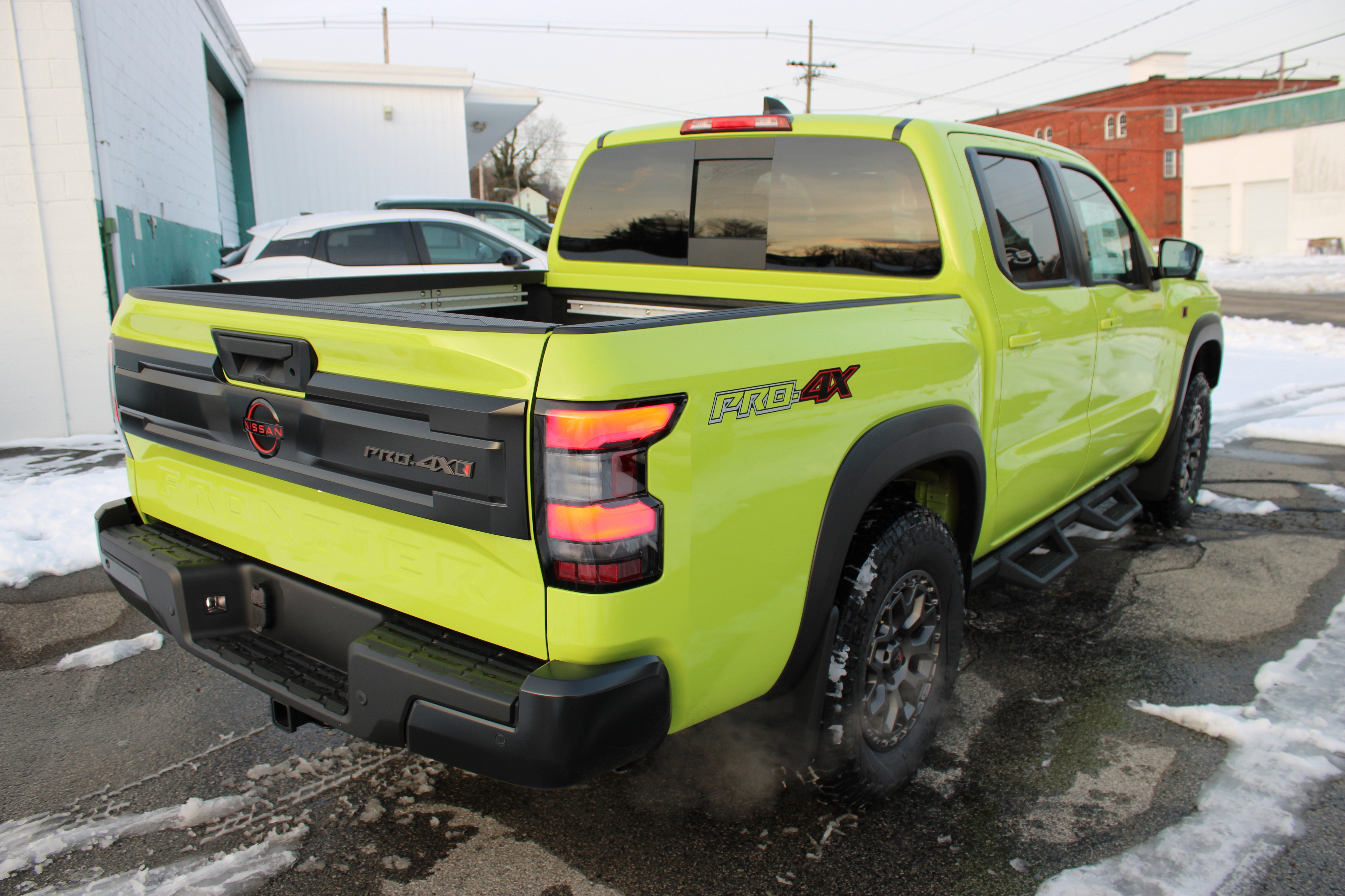 2026 Nissan Frontier PRO-4X w/R Package