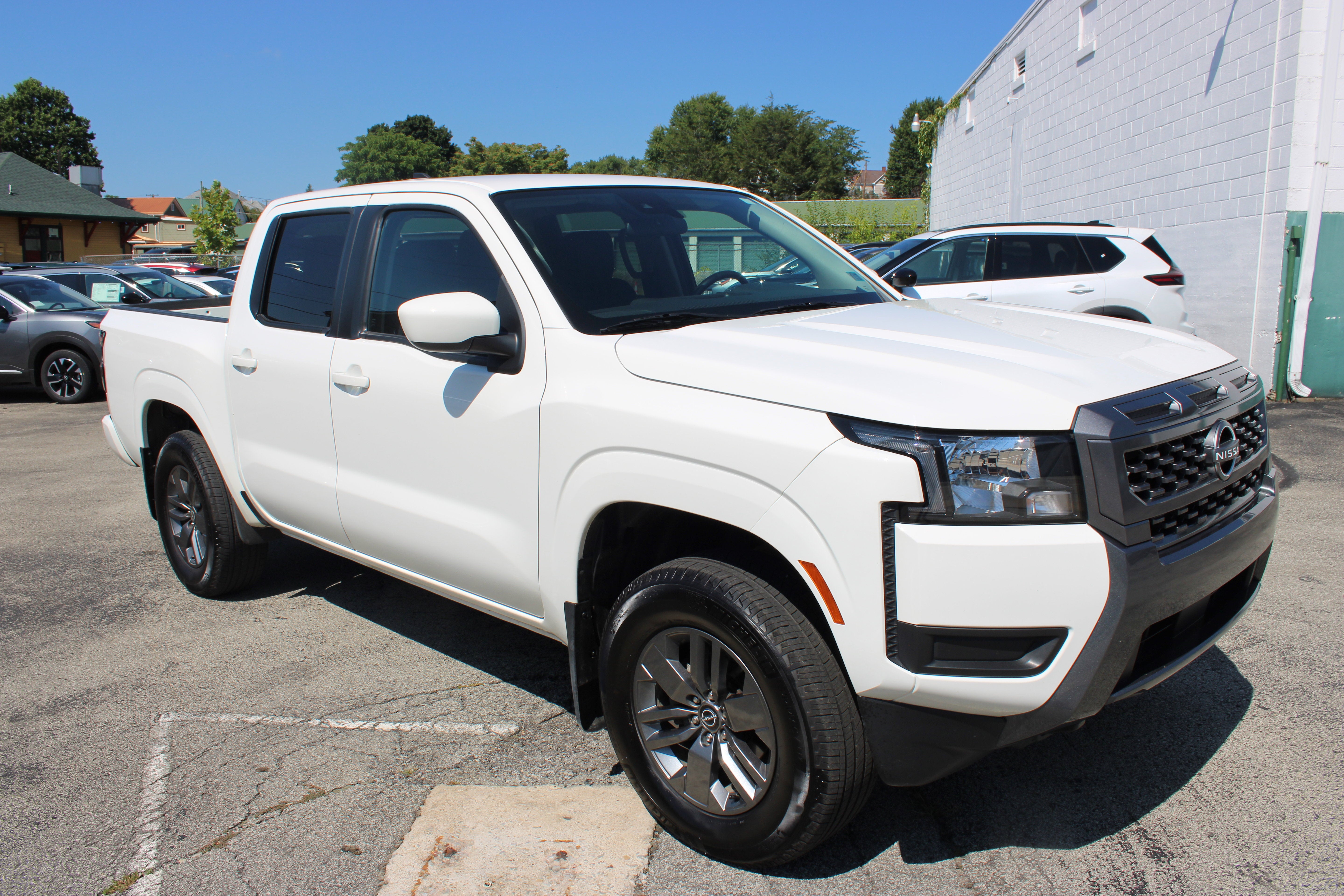 2025 Nissan Frontier SV