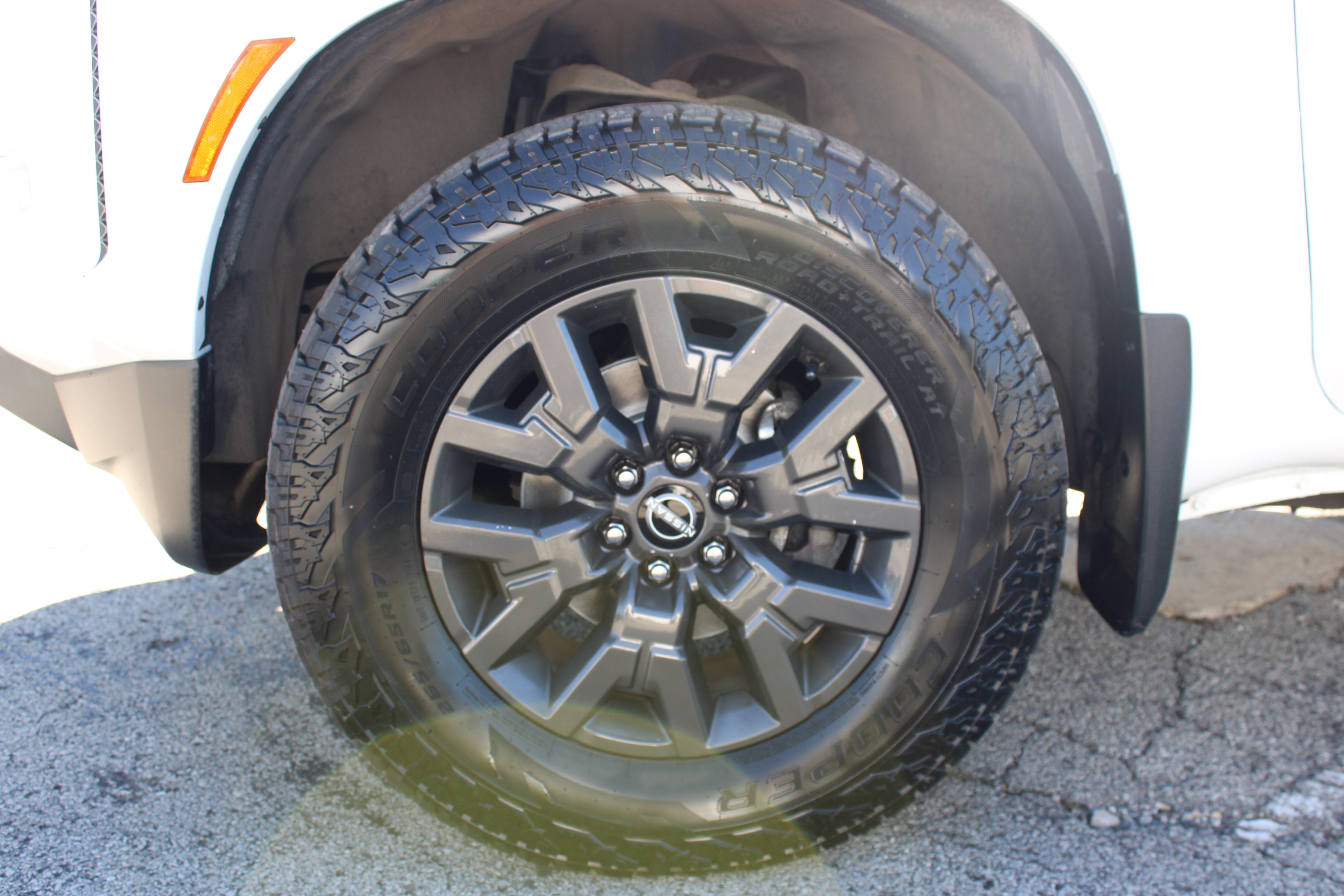 2023 Nissan Frontier SV