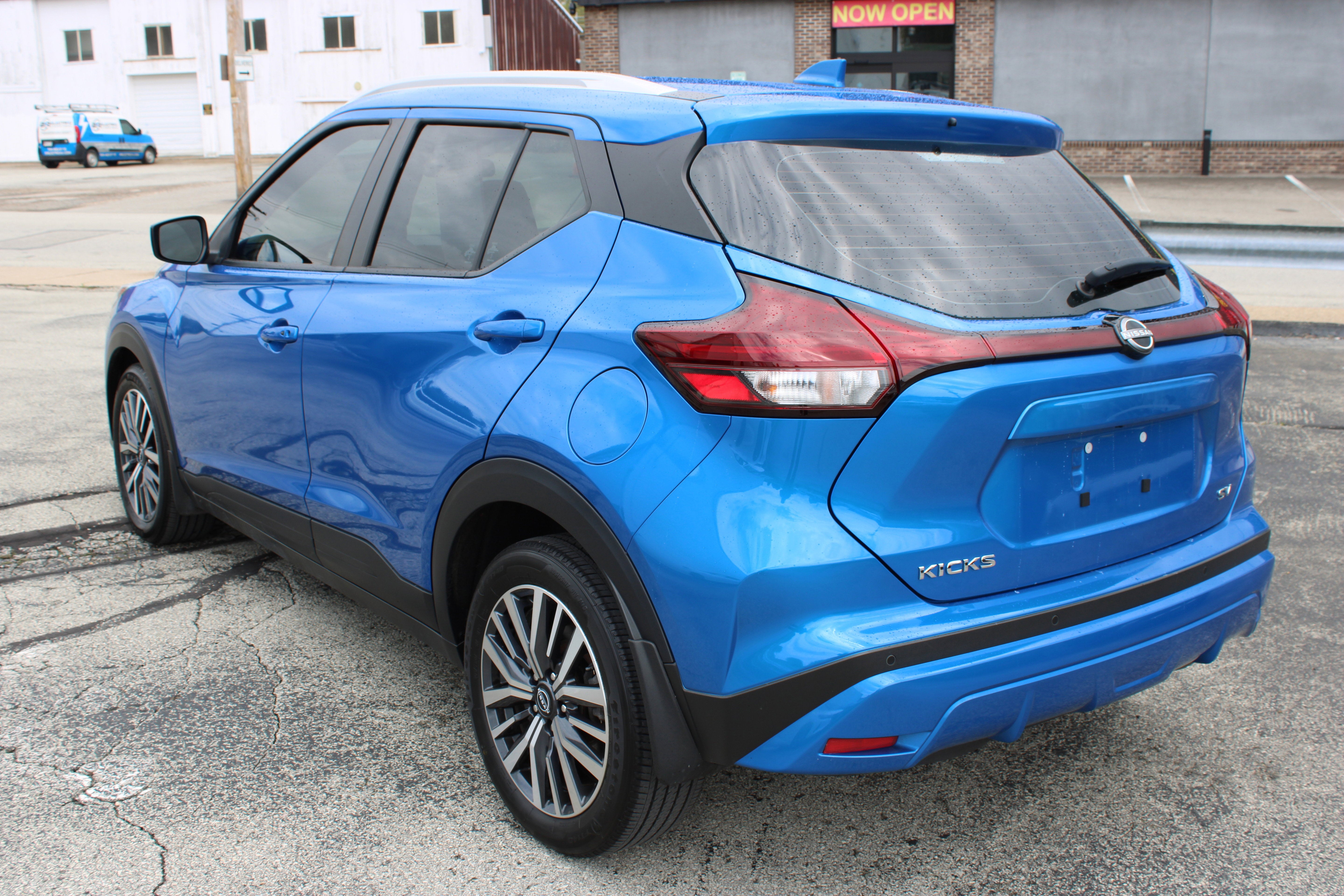 2023 Nissan Kicks SV