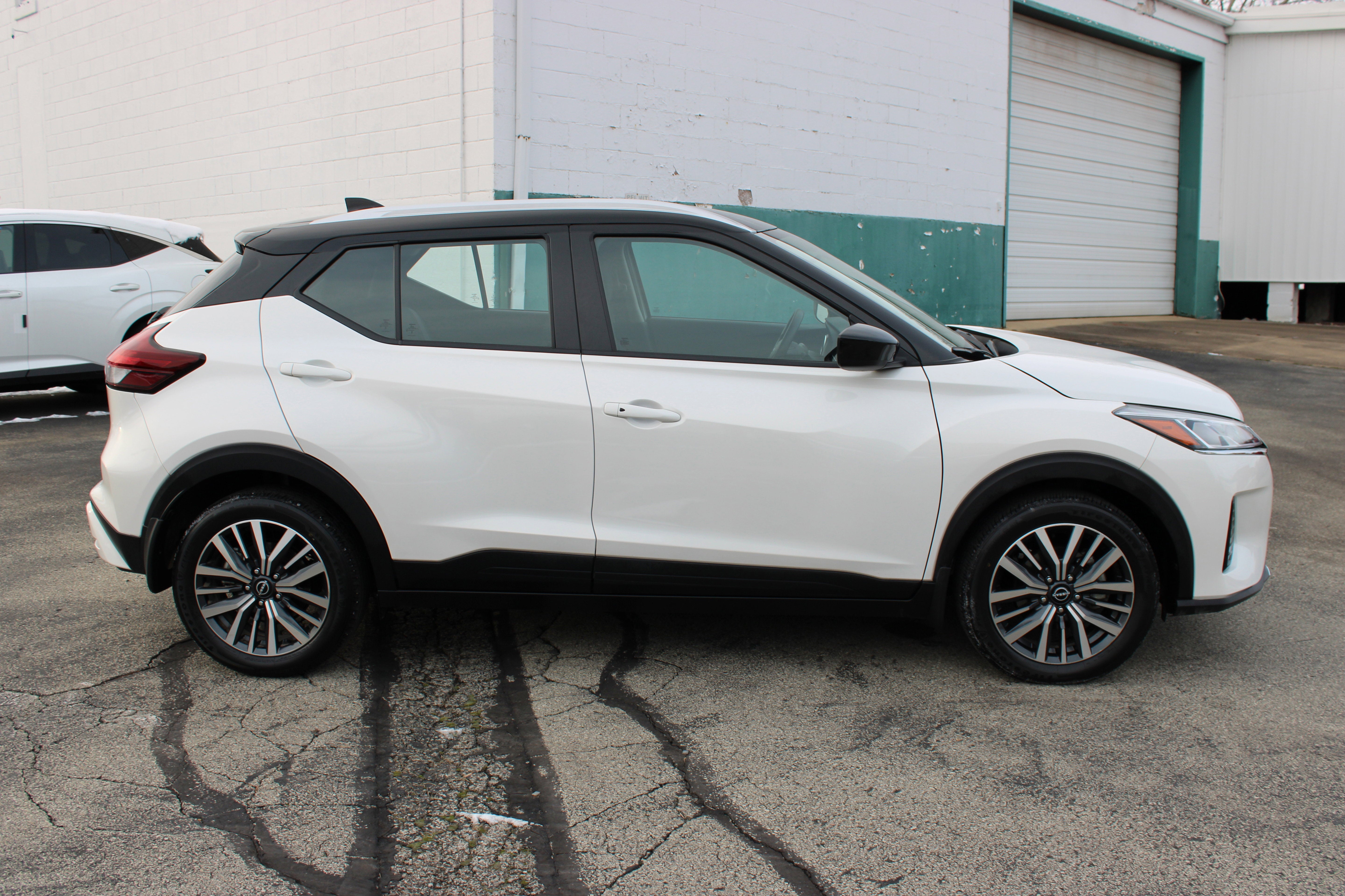 2024 Nissan Kicks SV