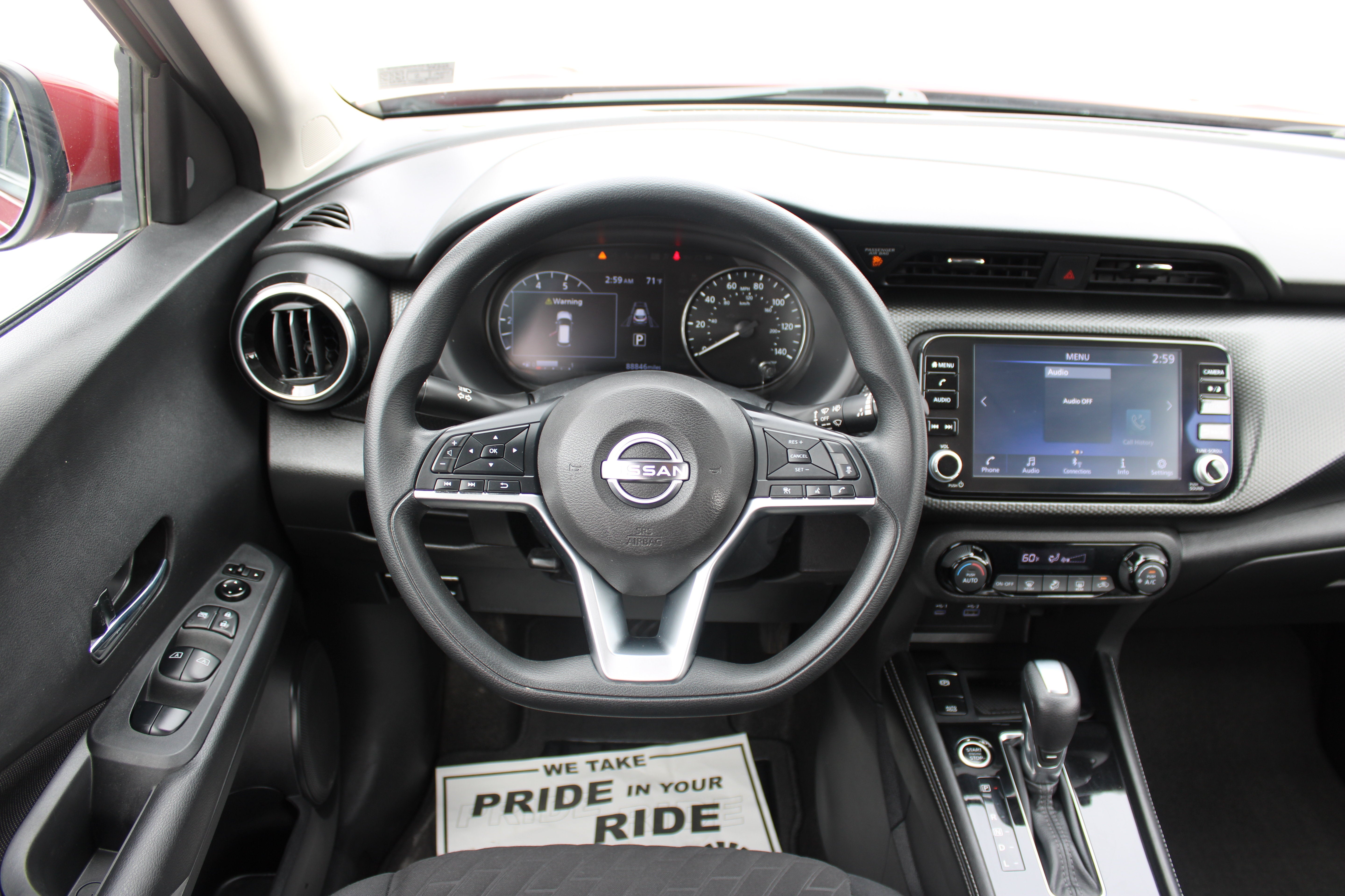2022 Nissan Kicks SV